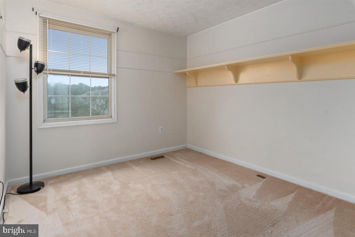 PINEY ORCHARD - Residential Lease