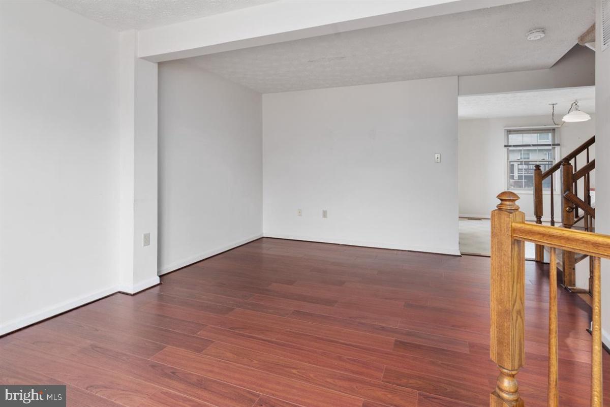 PINEY ORCHARD - Residential Lease