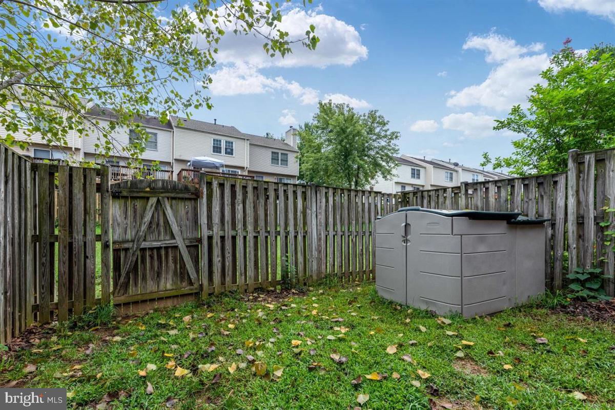 PINEY ORCHARD - Residential Lease