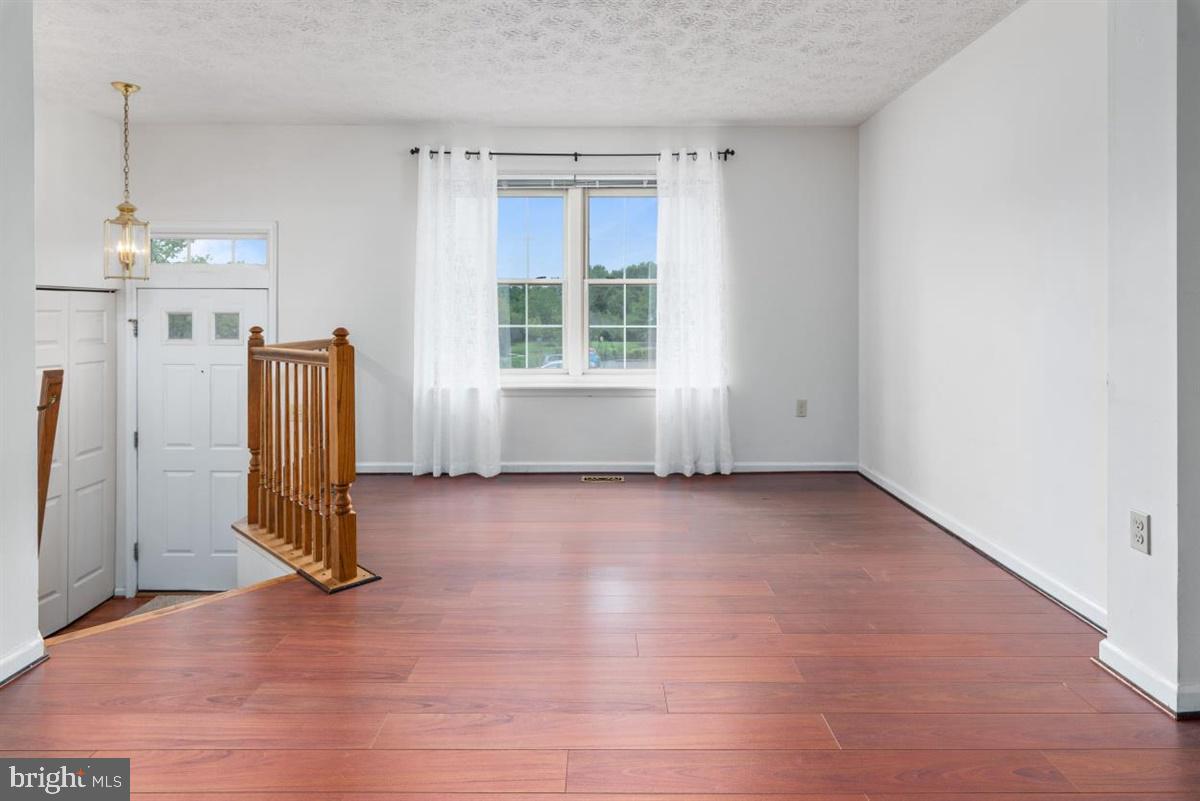 PINEY ORCHARD - Residential Lease