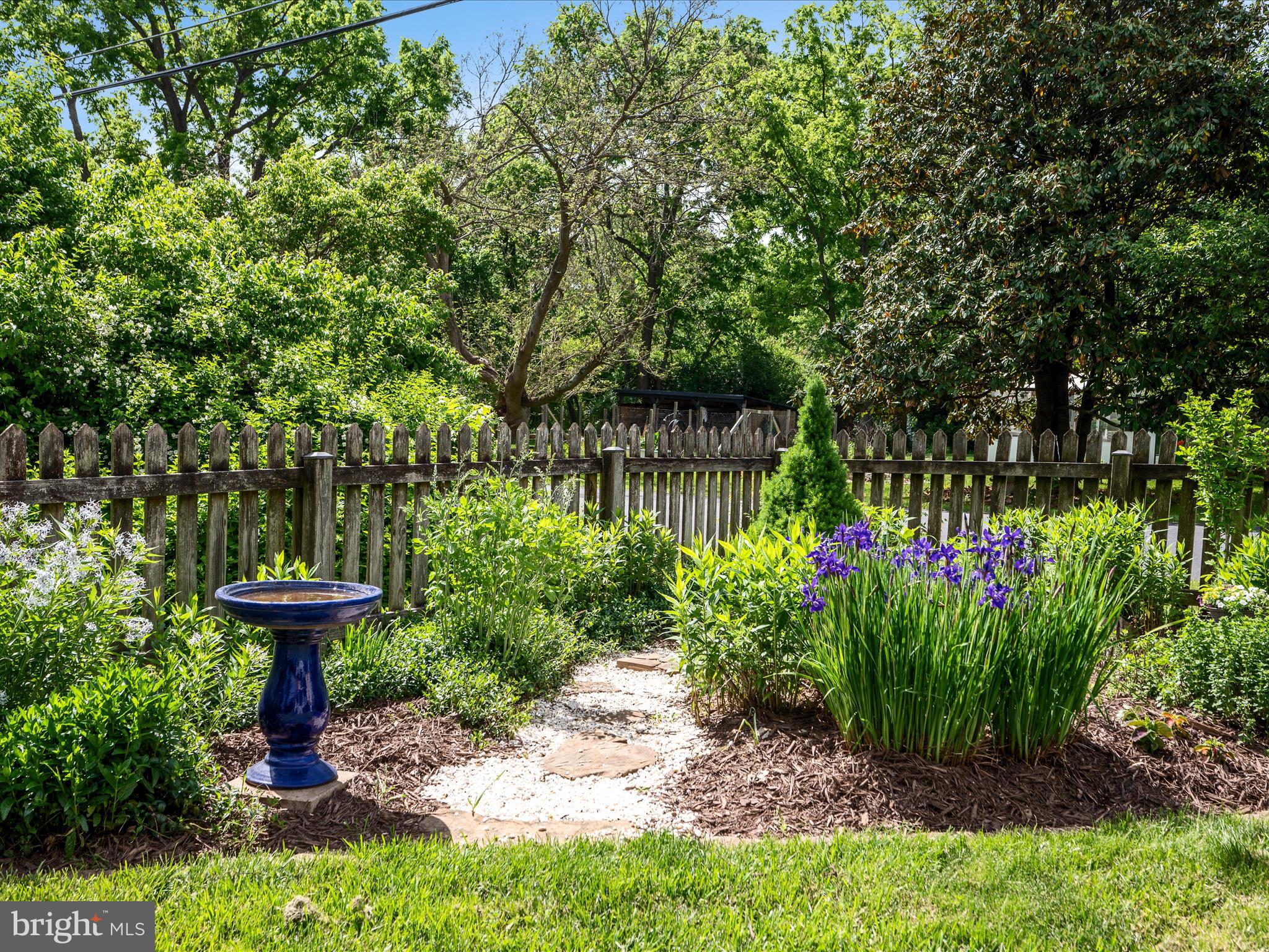 MIDDLEWAY DISTRICT - Residential