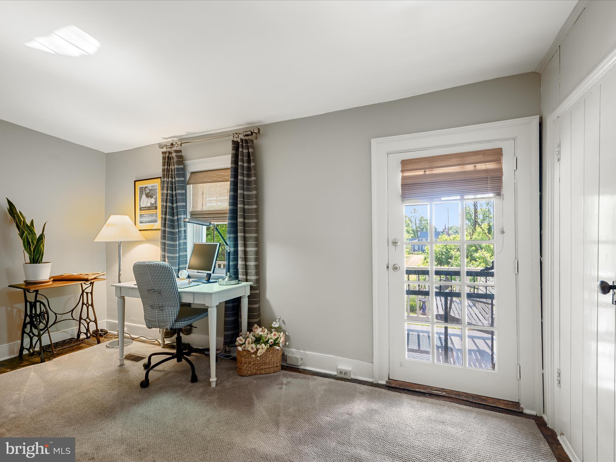 MIDDLEWAY DISTRICT - Residential