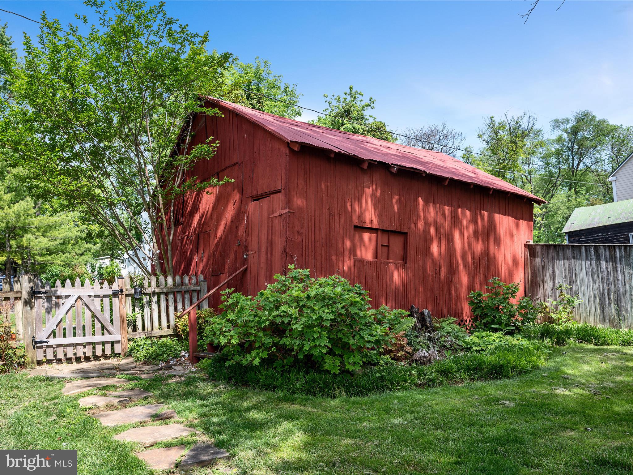 MIDDLEWAY DISTRICT - Residential