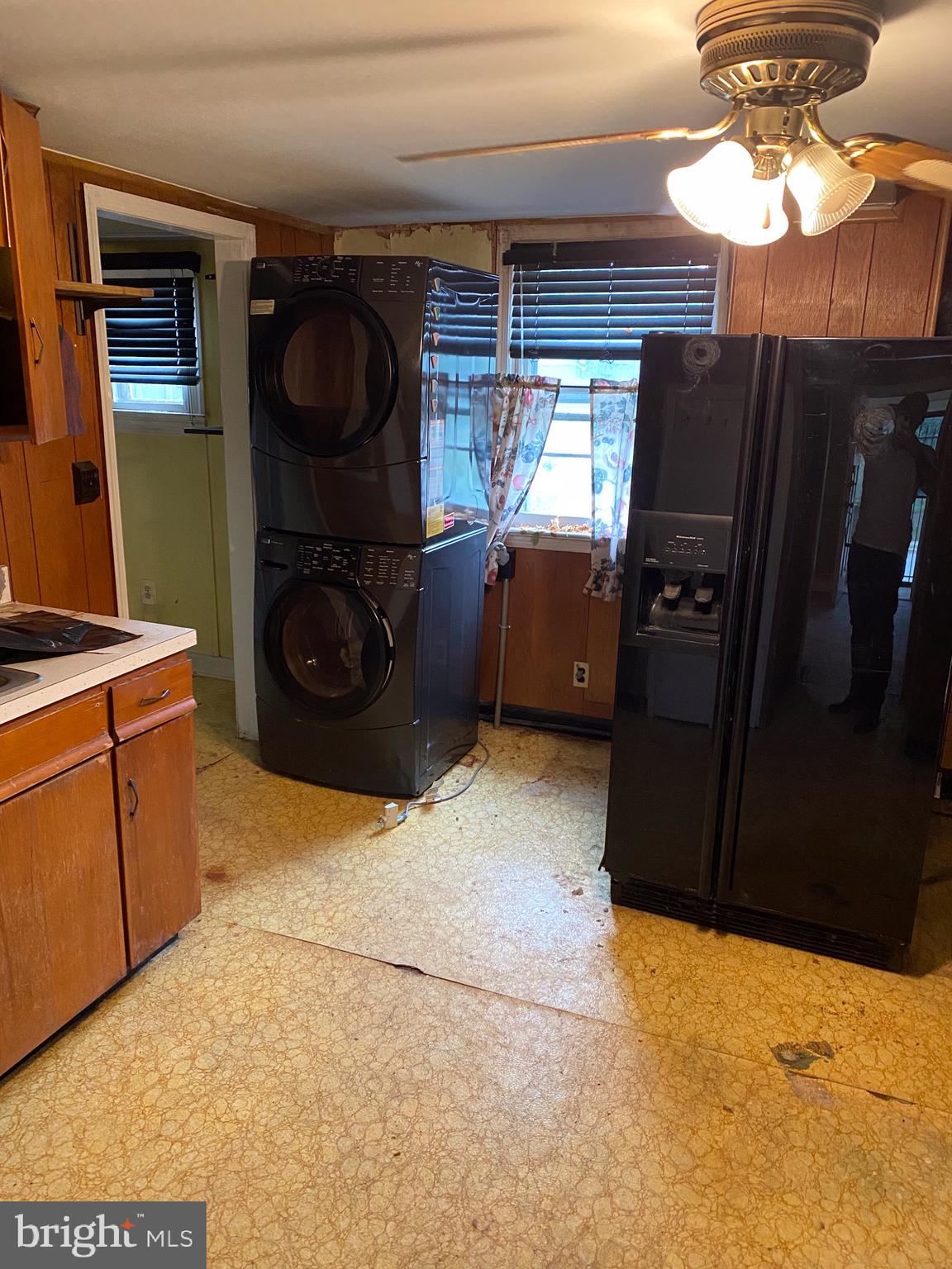 LAUREL - Residential