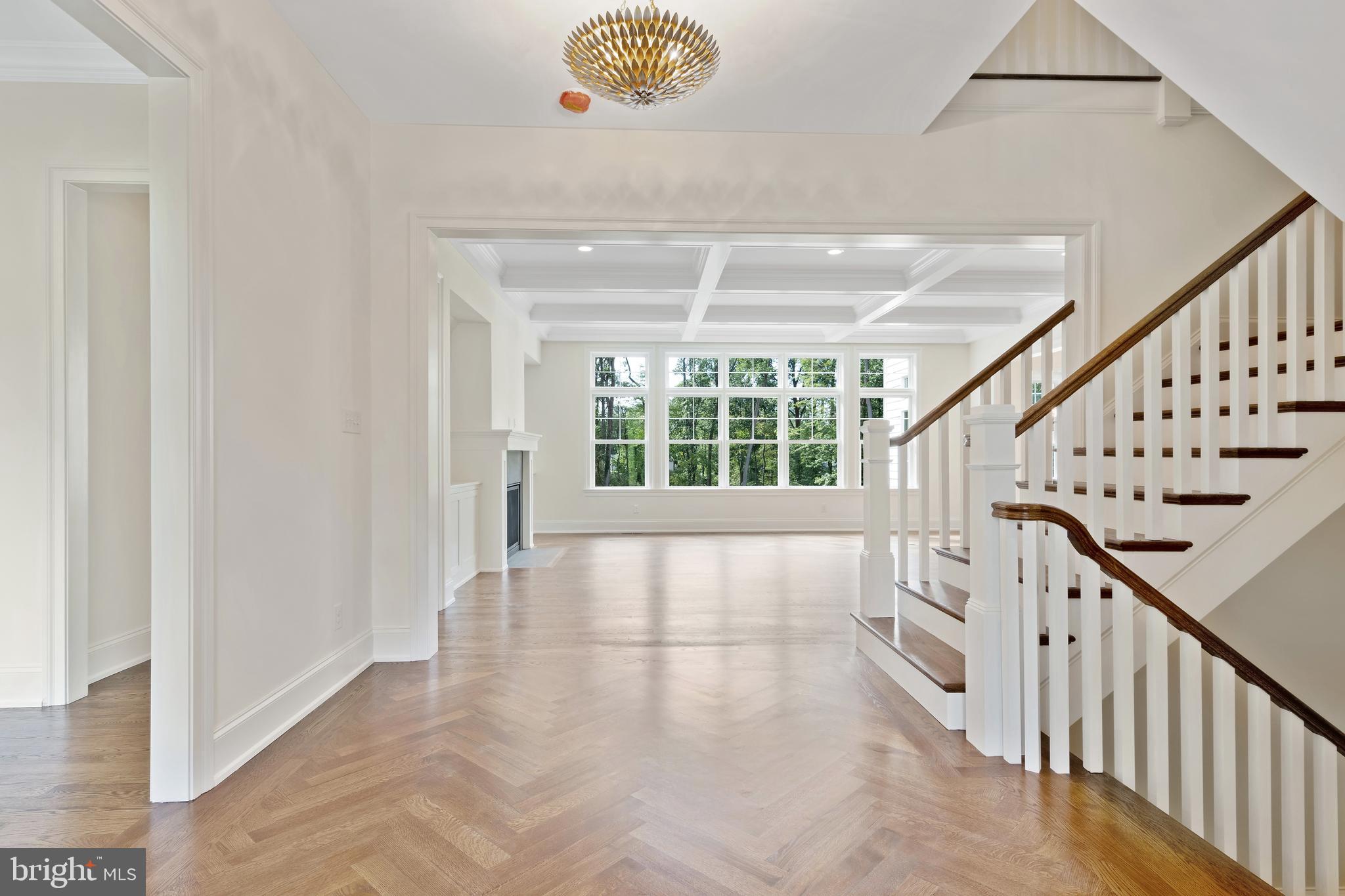 CANTERBURY WOODS - Residential