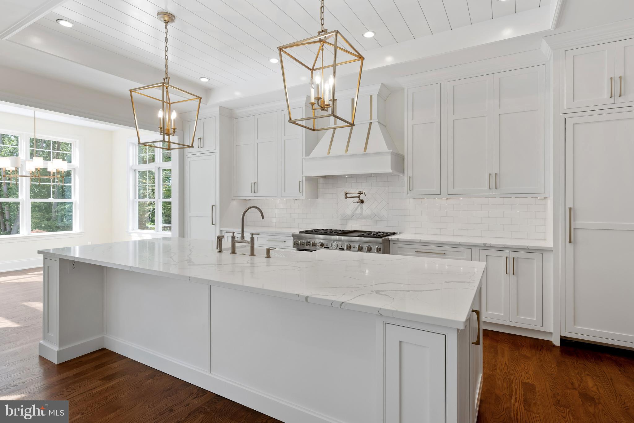 CANTERBURY WOODS - Residential