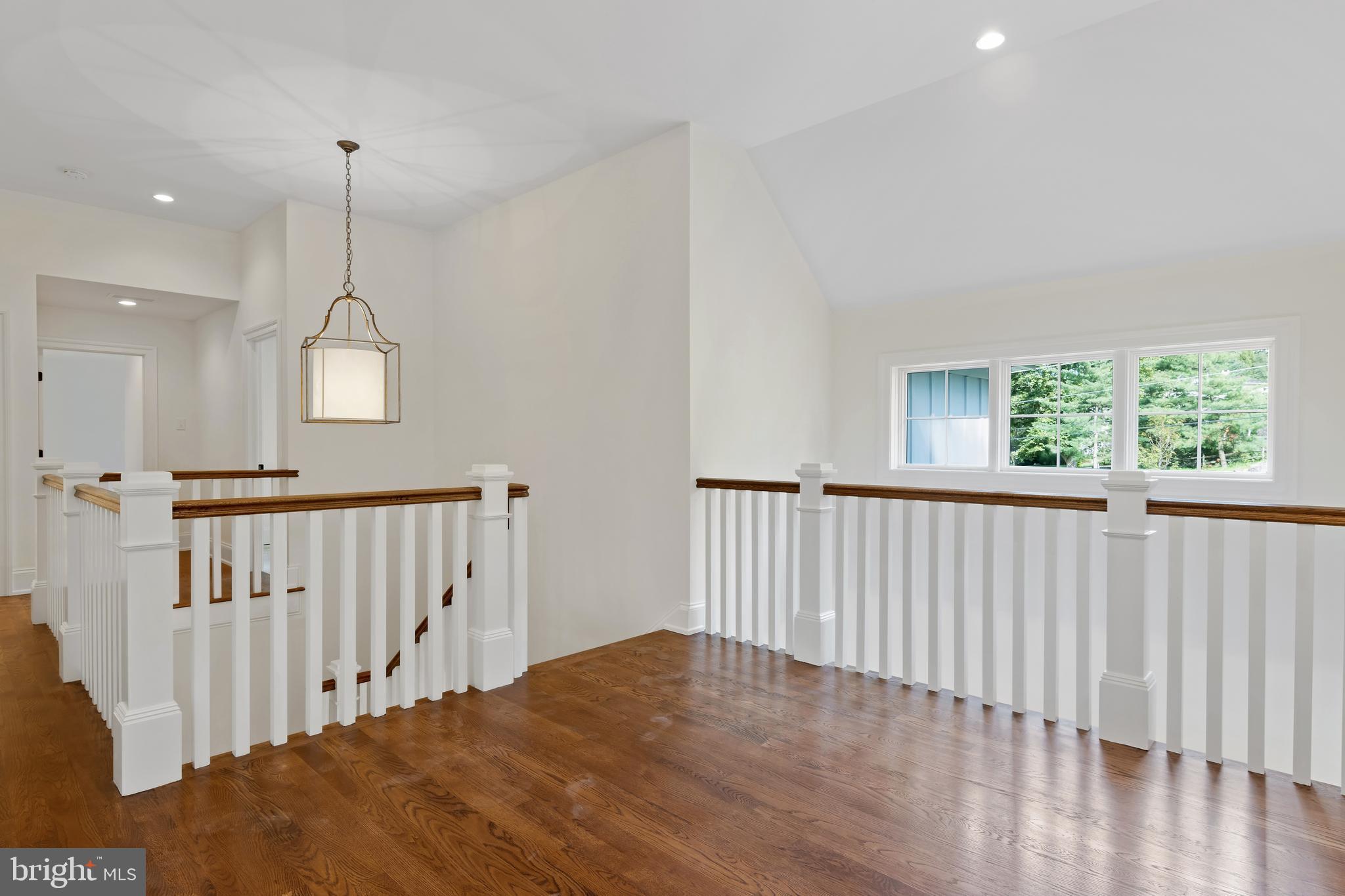 CANTERBURY WOODS - Residential