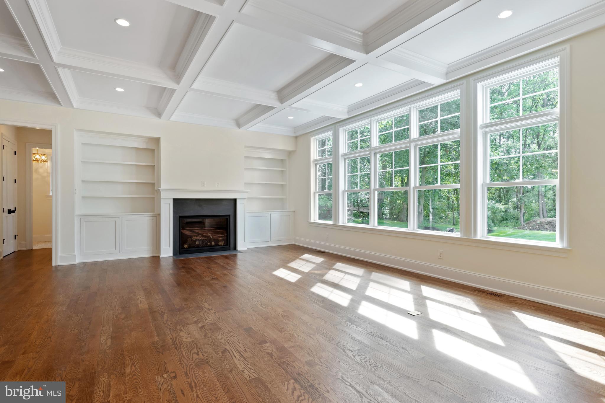 CANTERBURY WOODS - Residential