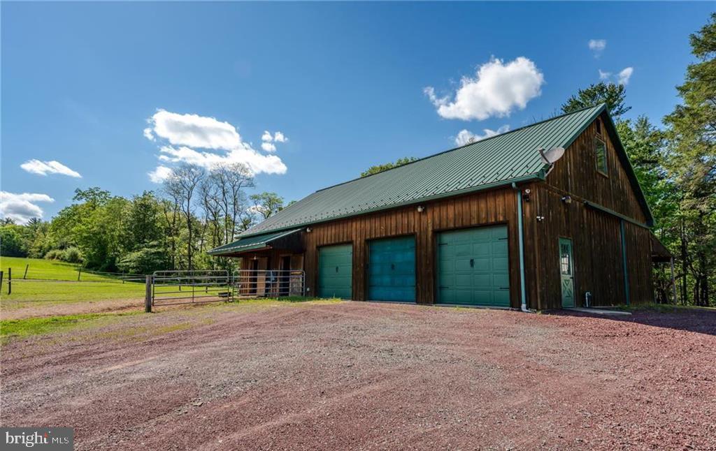 NOT IN A DEVELOPMENT - Farm