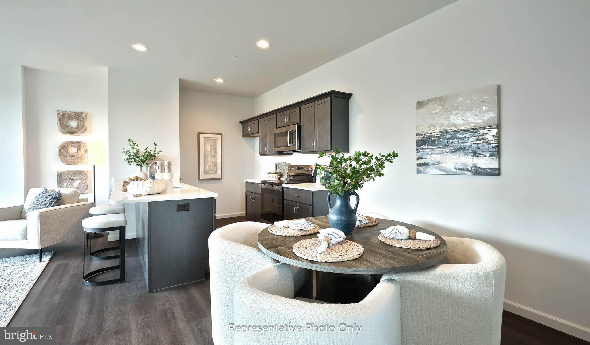 MERIDIAN HEIGHTS - Residential