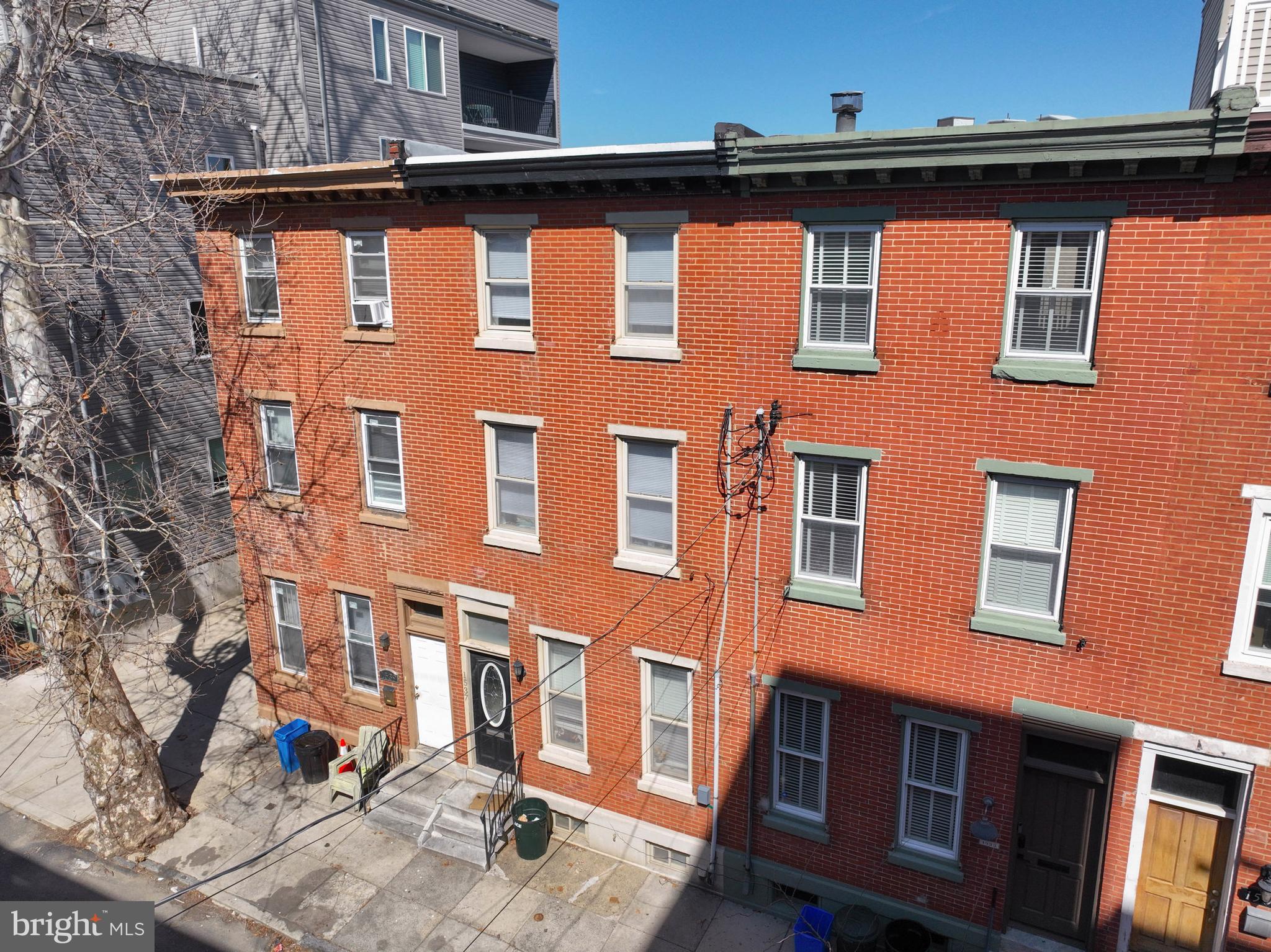 FAIRMOUNT - Residential