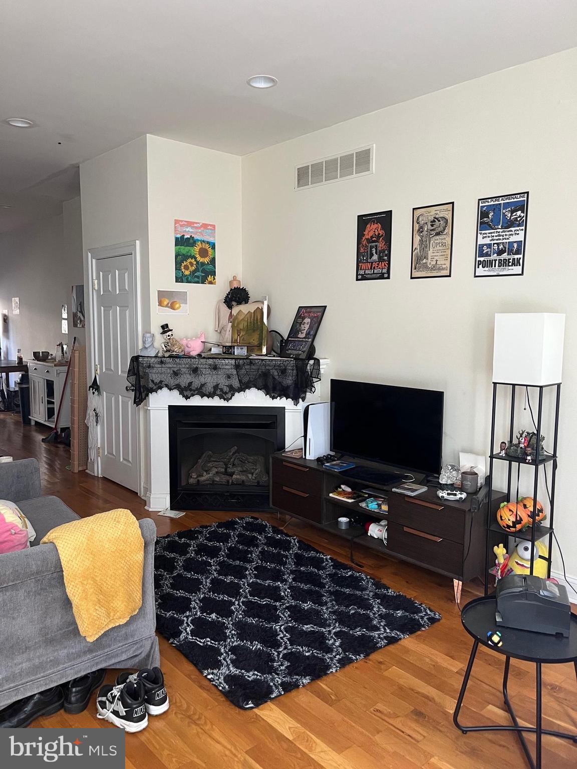 FAIRMOUNT - Residential