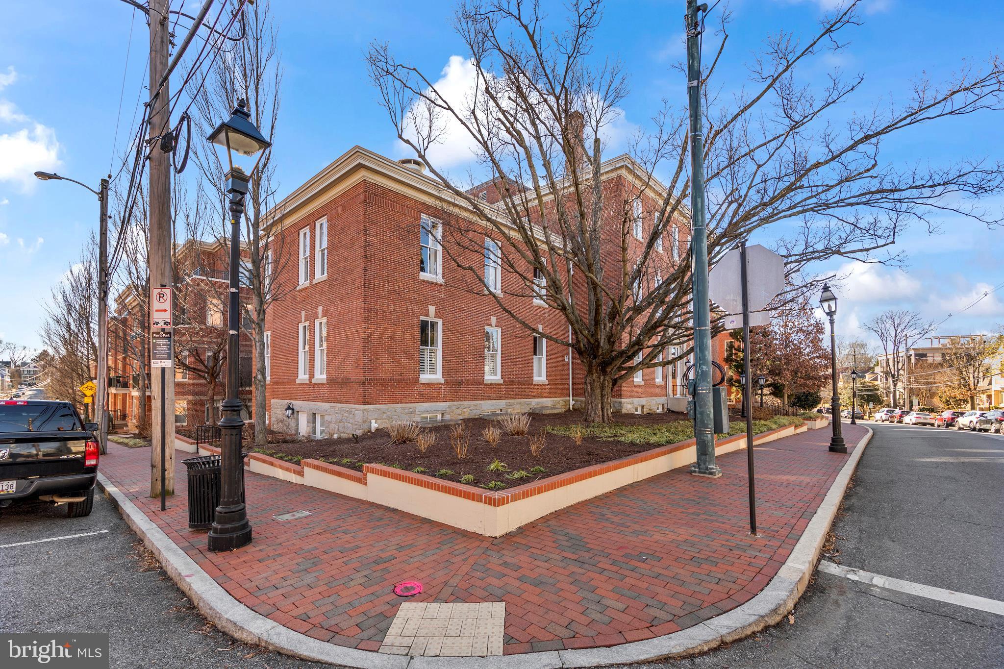 ACTONS LANDING CONDOS - Residential