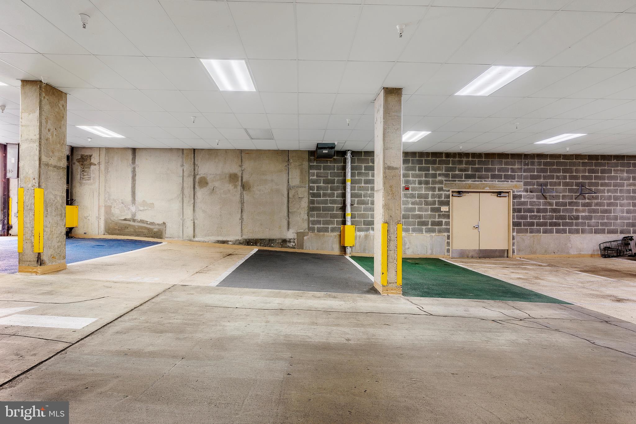 ACTONS LANDING CONDOS - Residential