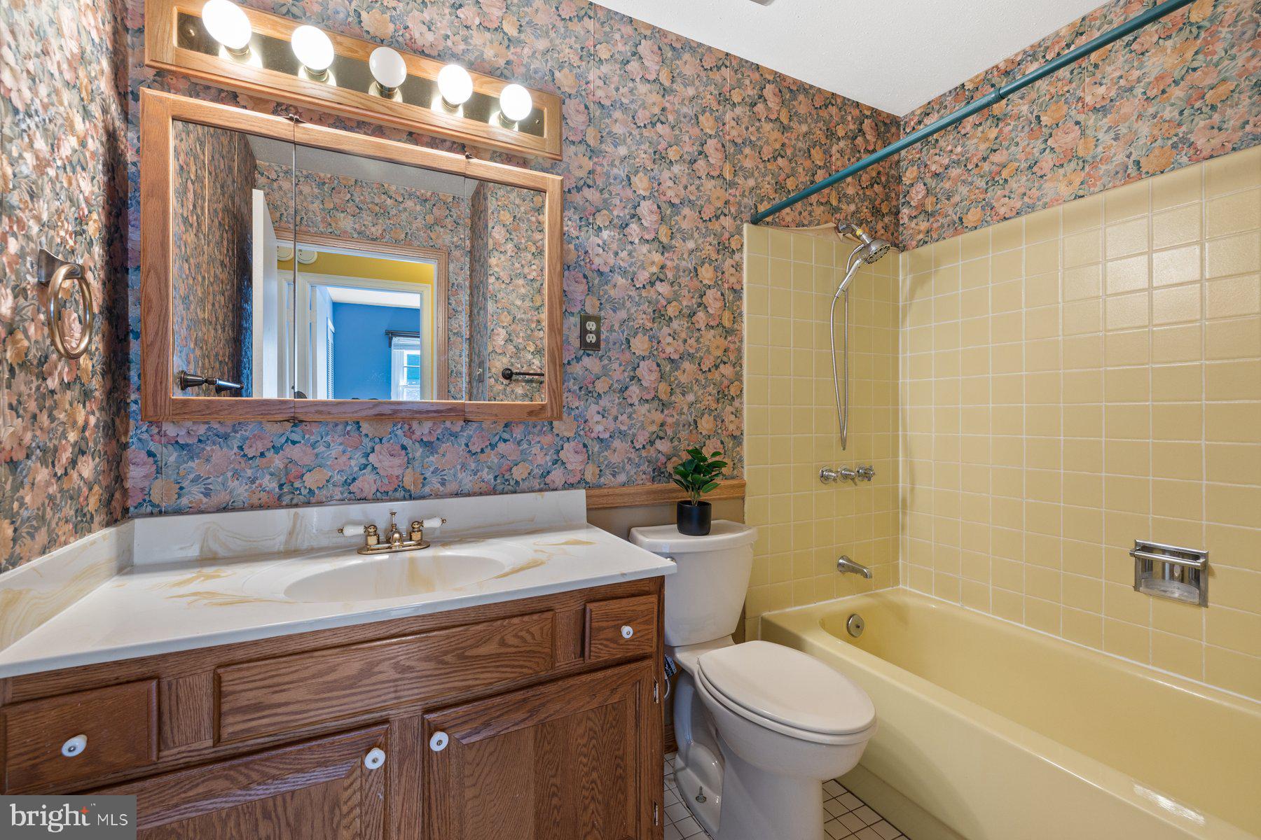 MEADOWBROOK AT BELAIR - Residential