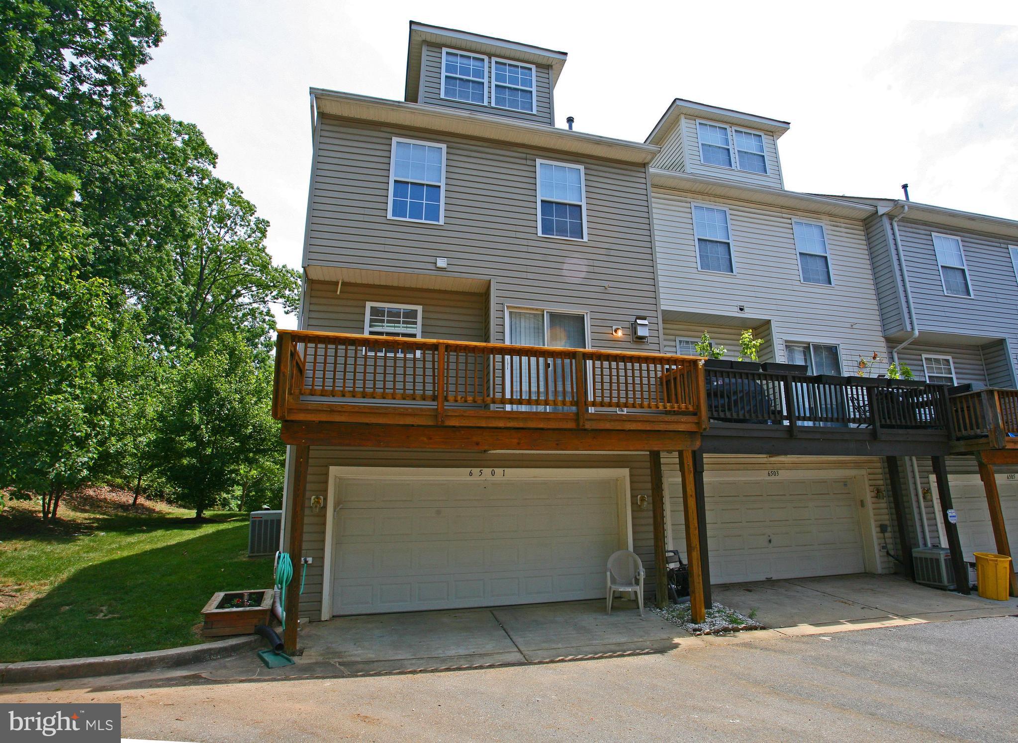 WORTHINGTON MEWS - Residential Lease