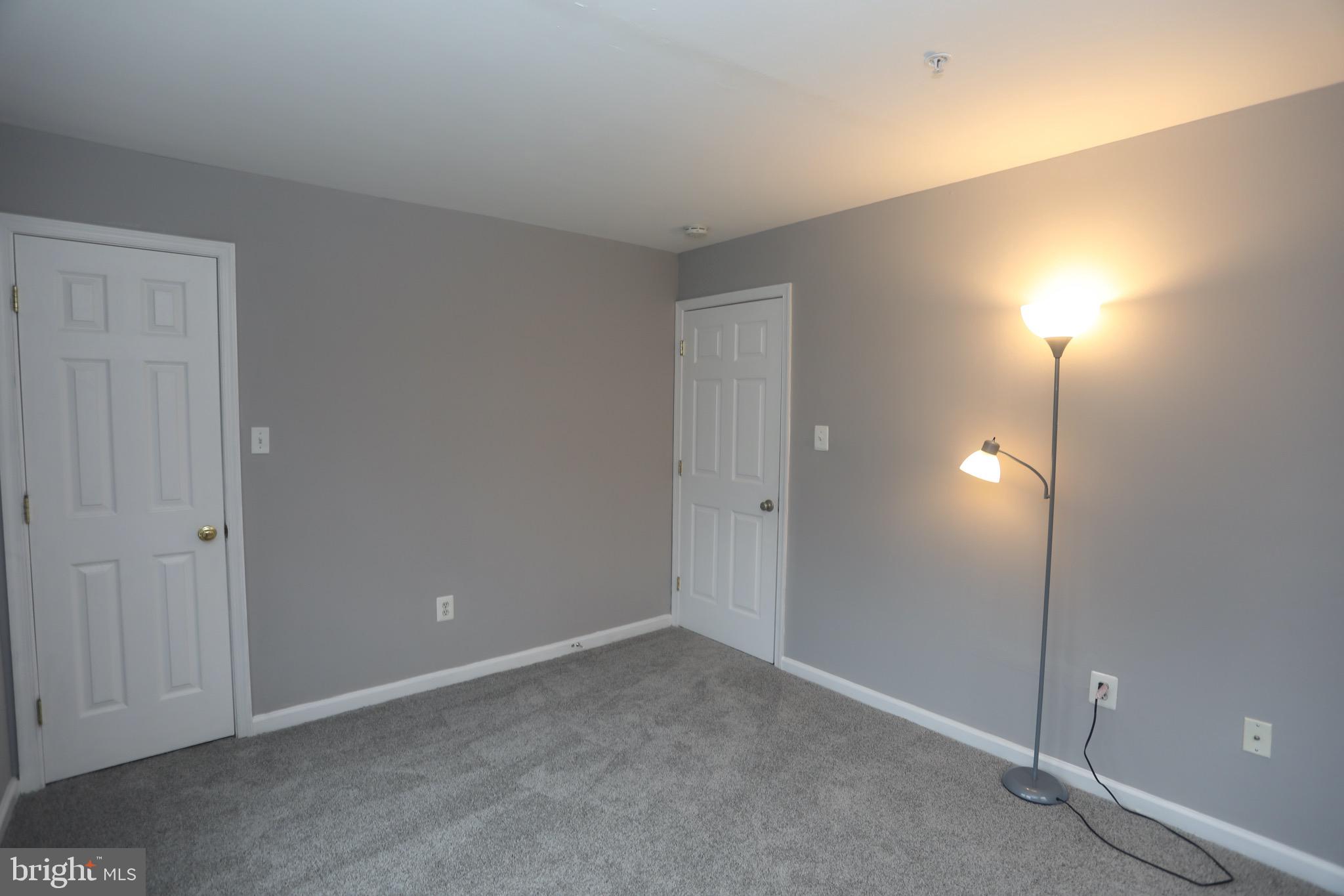 WORTHINGTON MEWS - Residential Lease