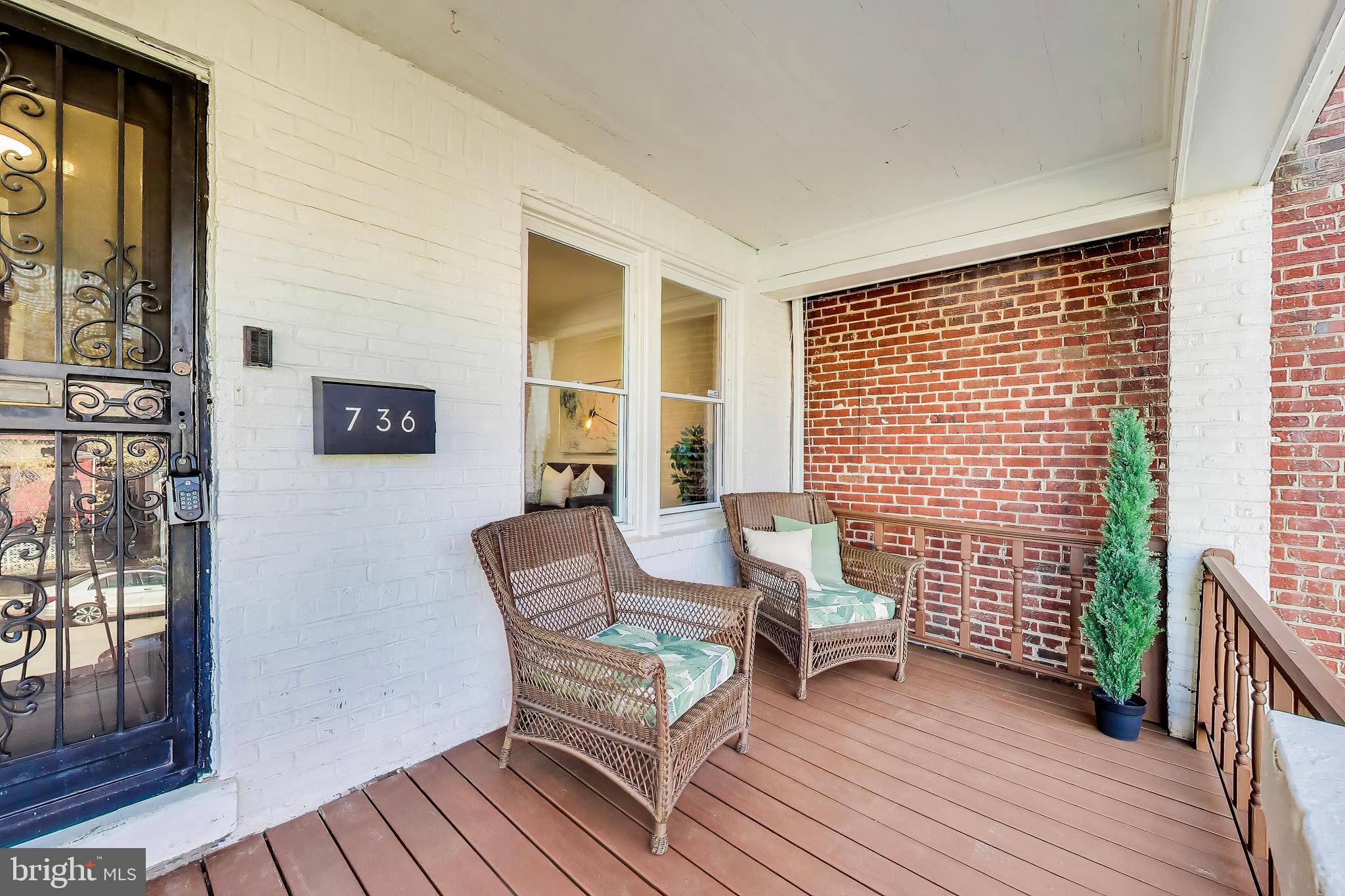 736 GIRARD STREET NW