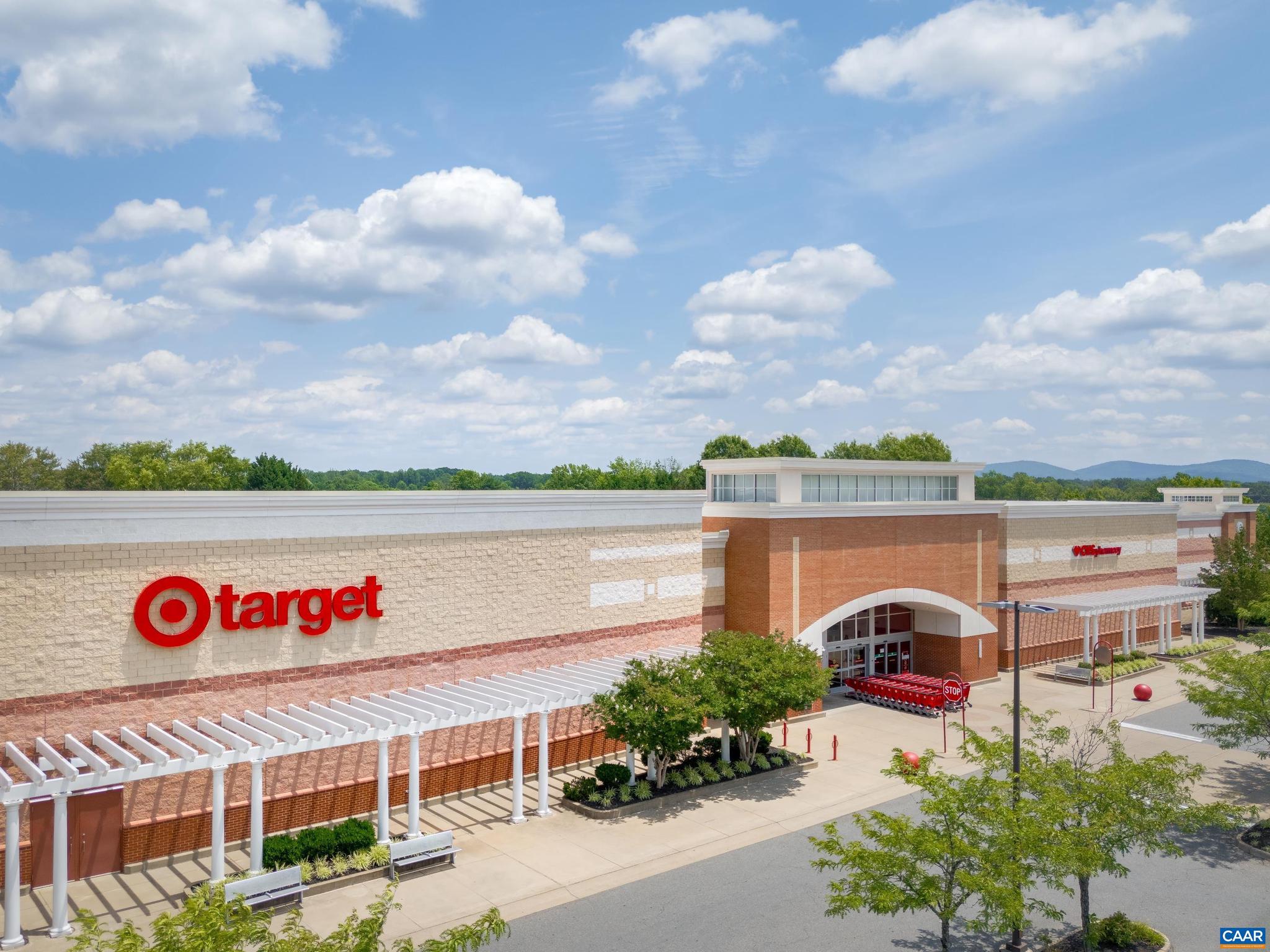 HOLLYMEAD TOWN CENTER - Residential