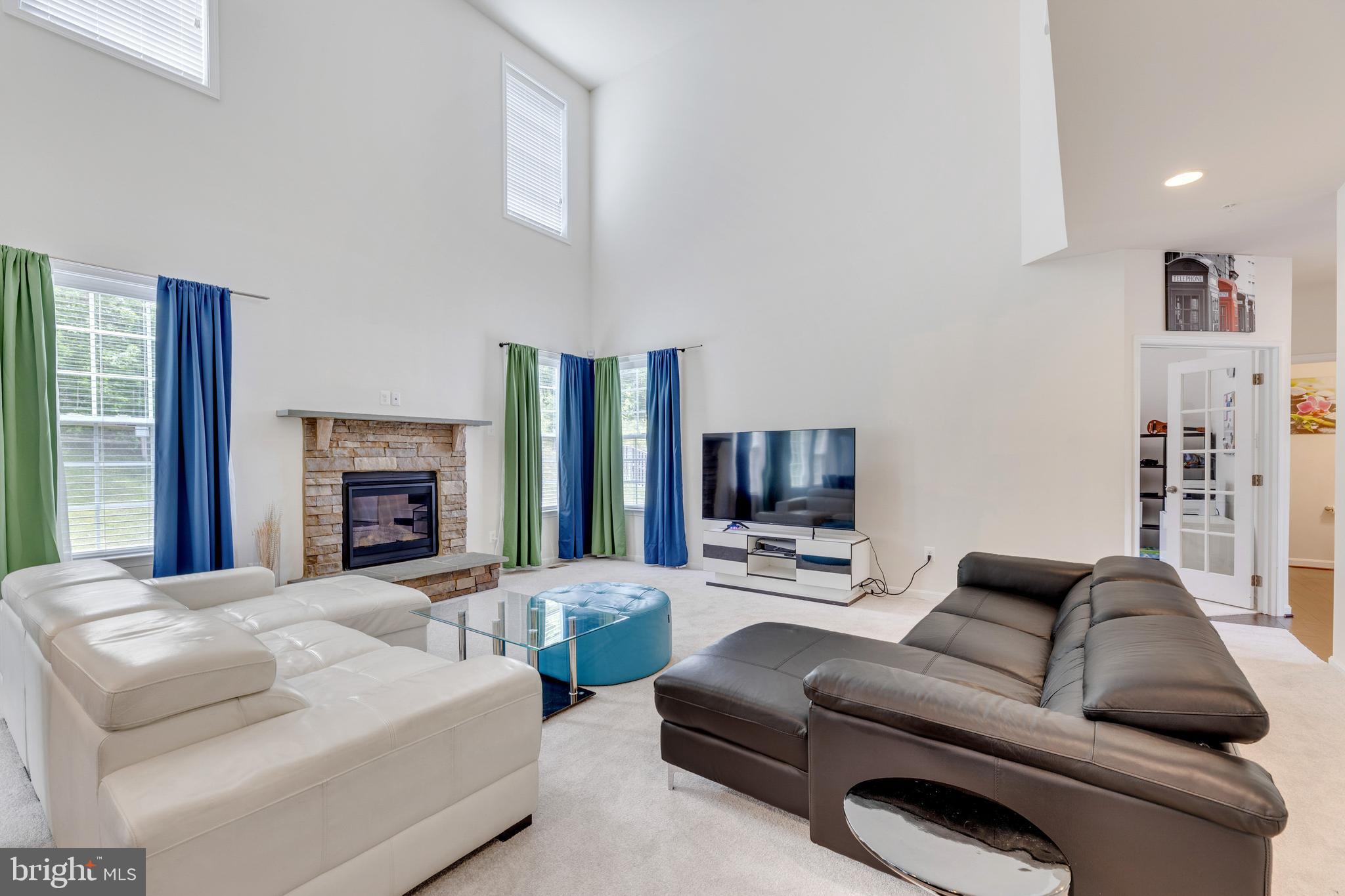 WASHINGTON OVERLOOK - Residential