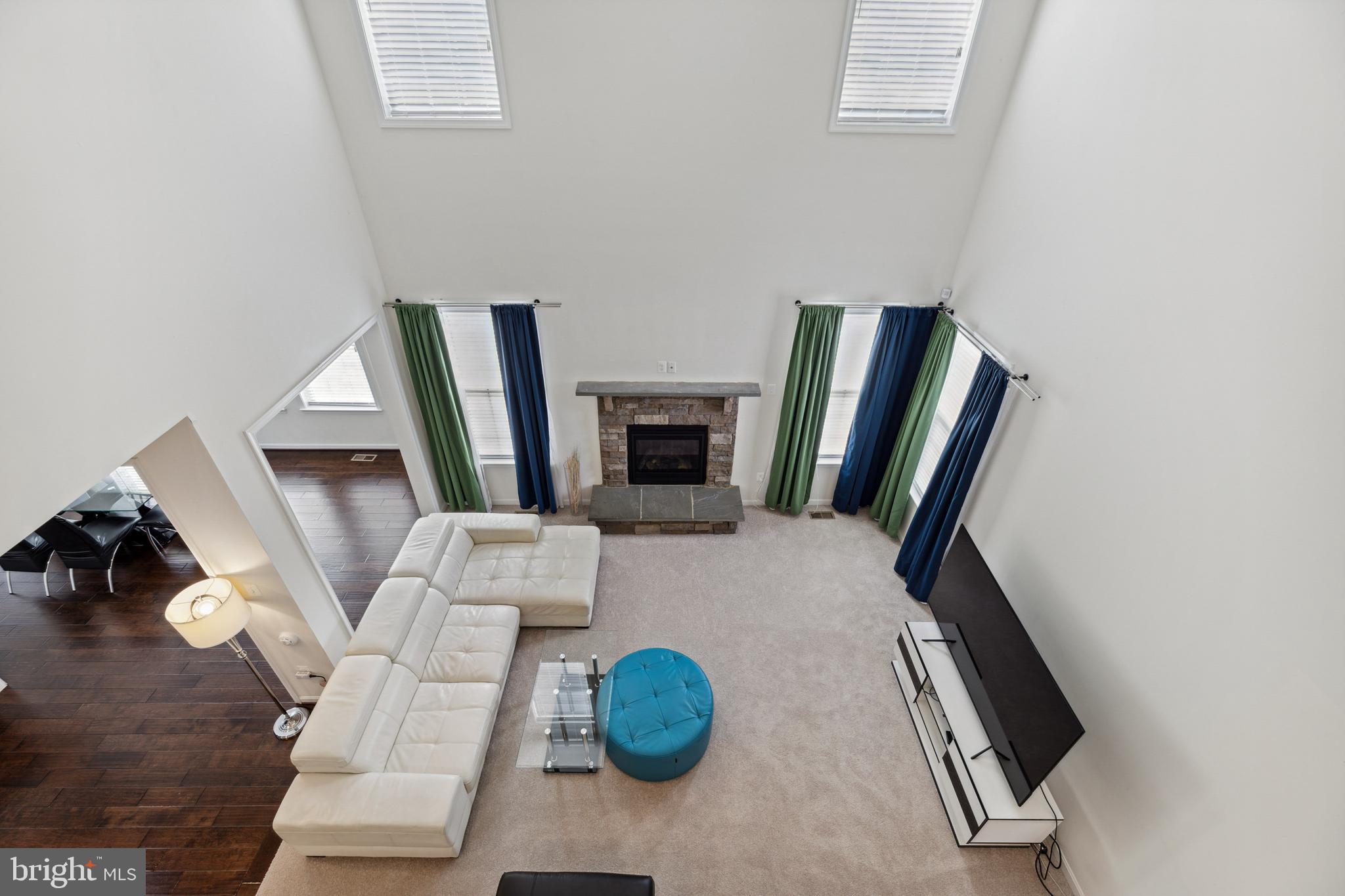 WASHINGTON OVERLOOK - Residential