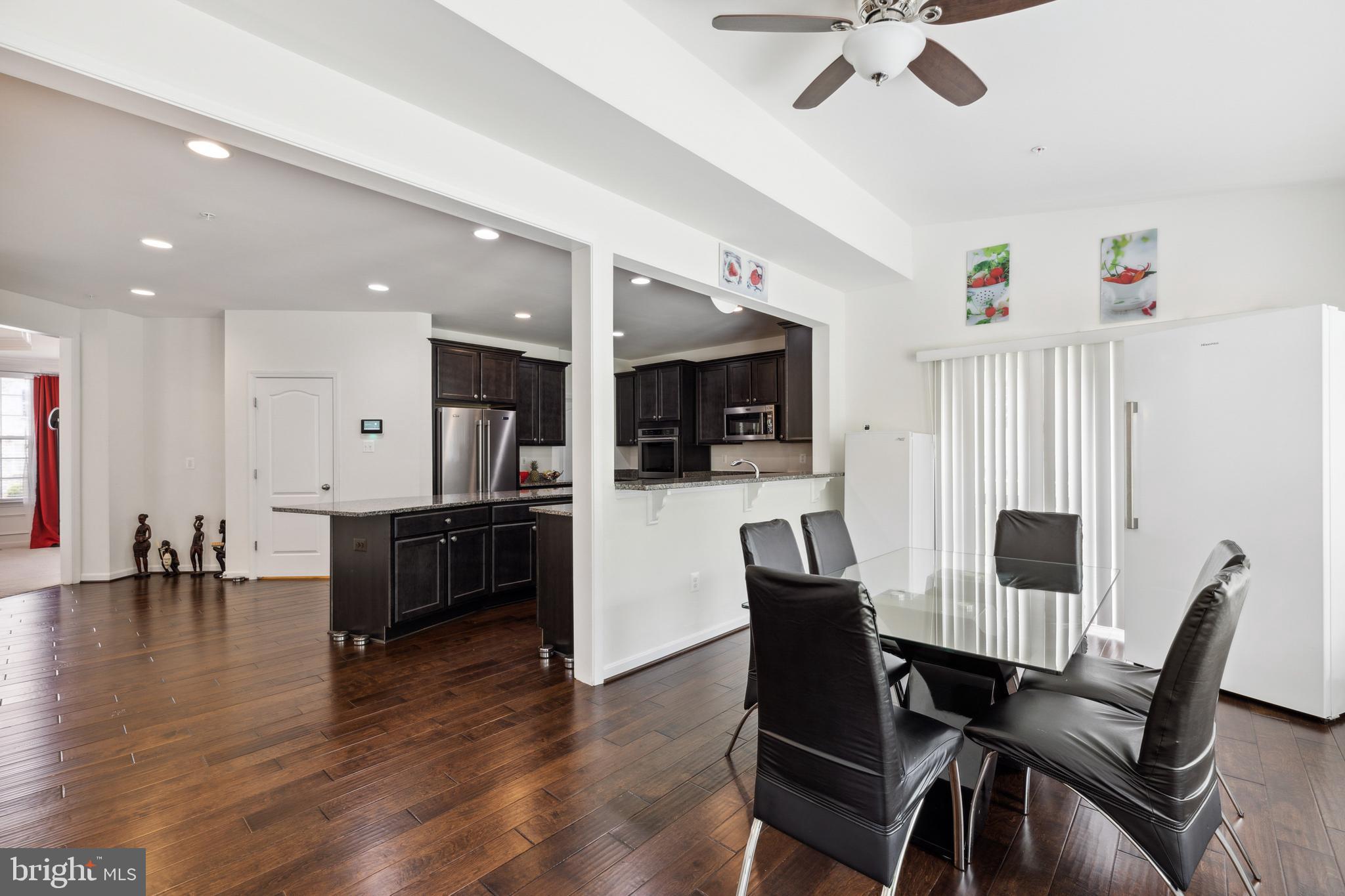 WASHINGTON OVERLOOK - Residential