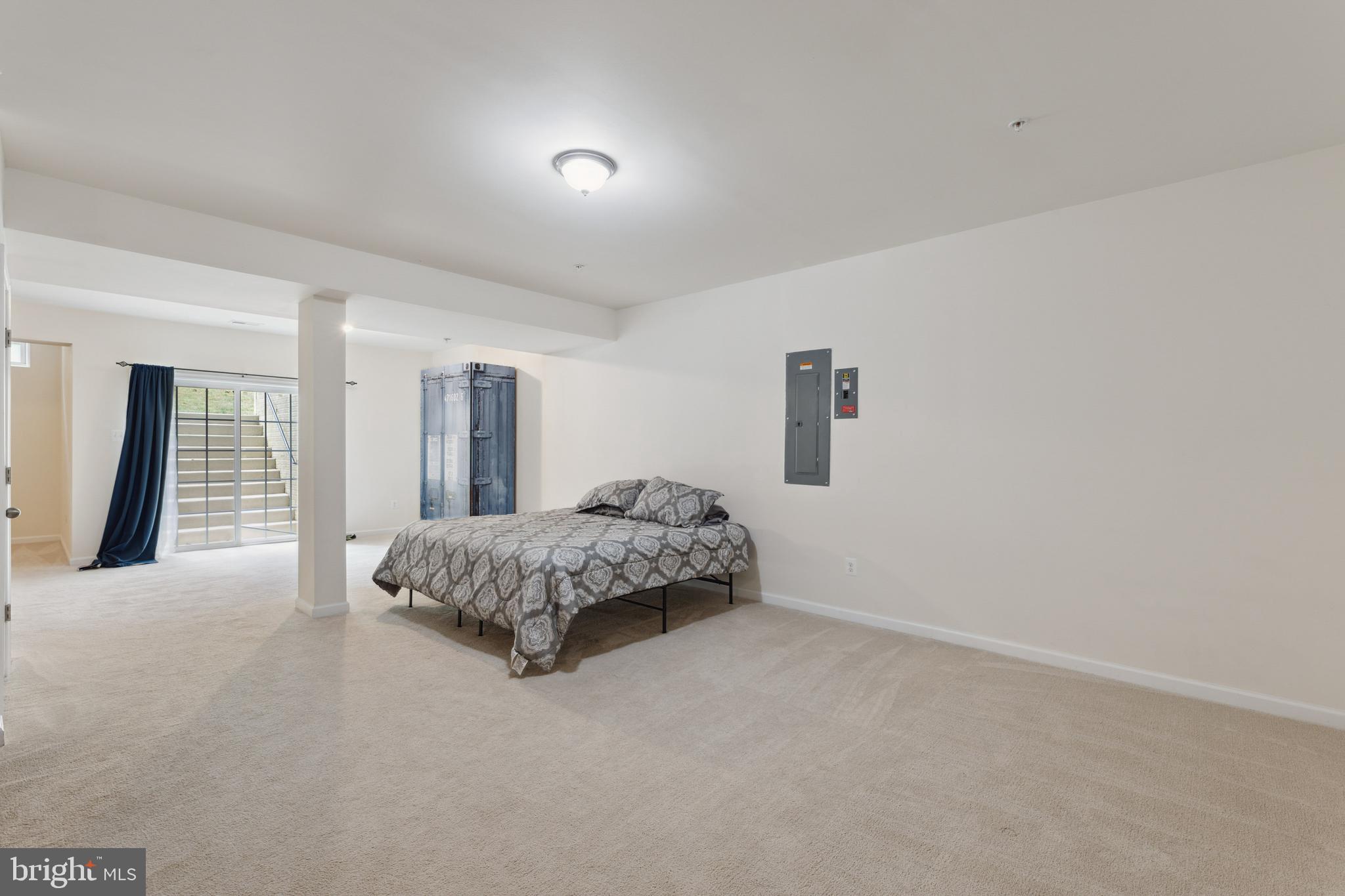 WASHINGTON OVERLOOK - Residential