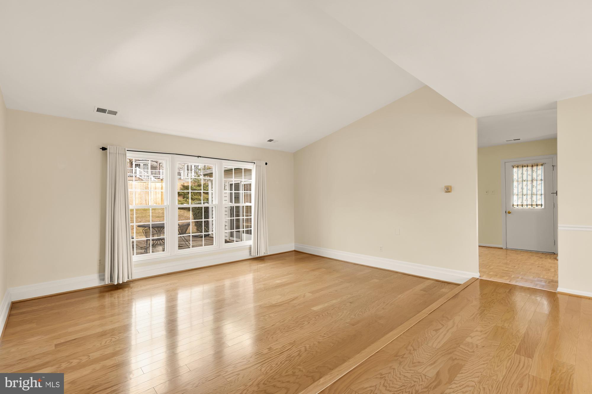 4344 ROLLING STONE WAY