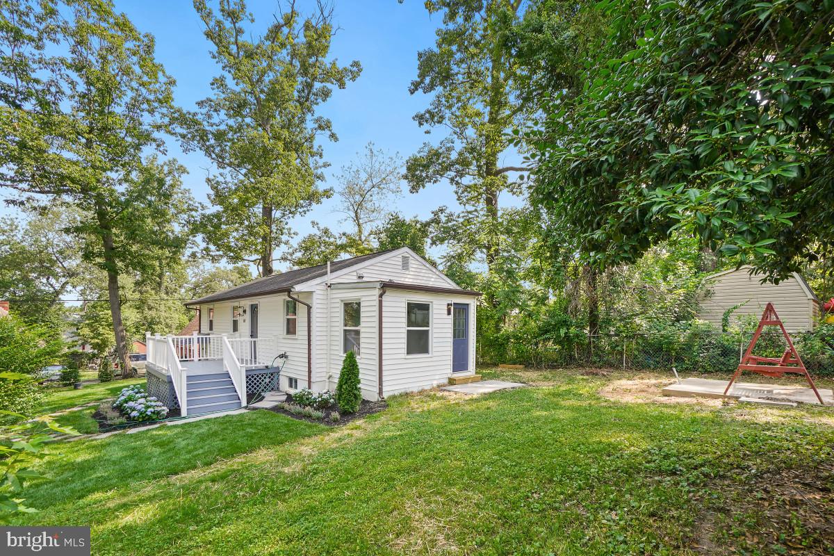 389 CHESTNUT TRAIL