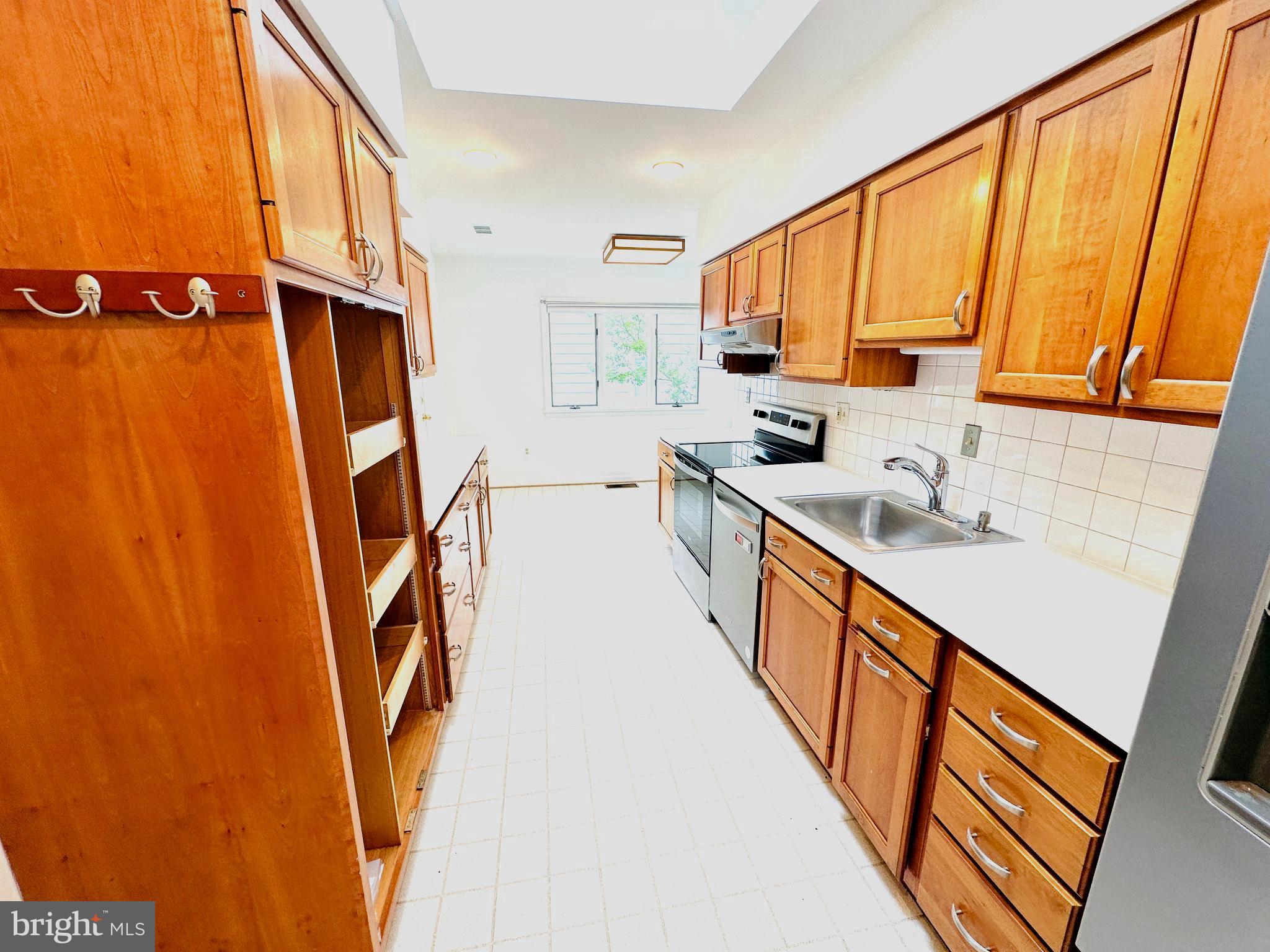 PARKVIEW - Residential Lease