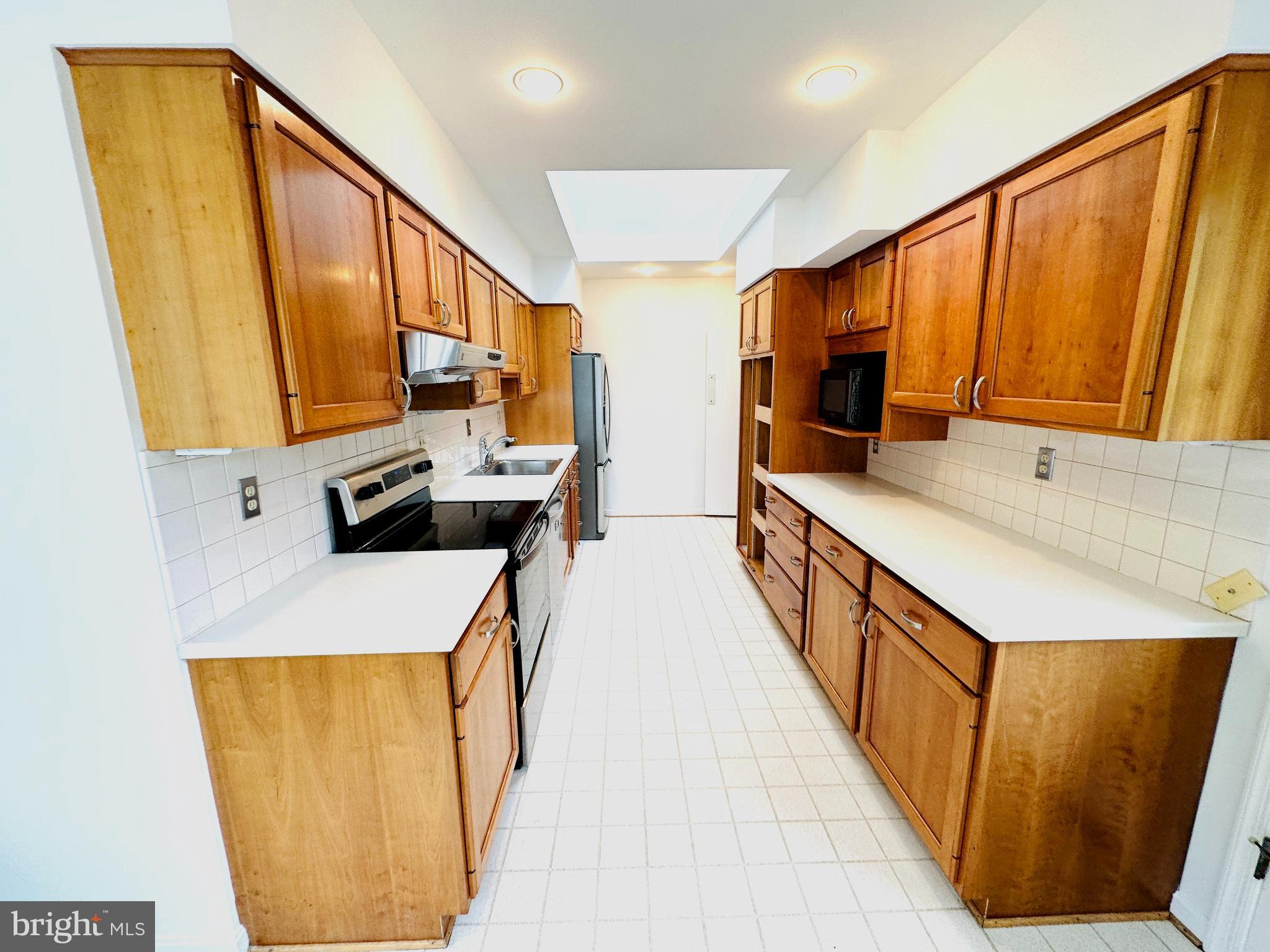 PARKVIEW - Residential Lease