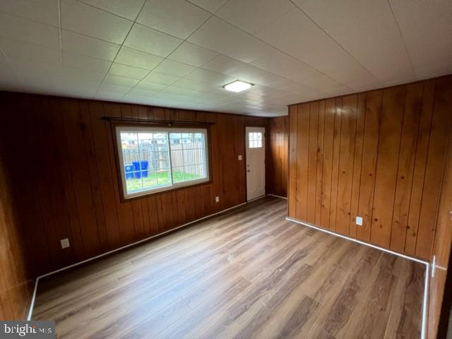 FARMBROOK - Residential Lease