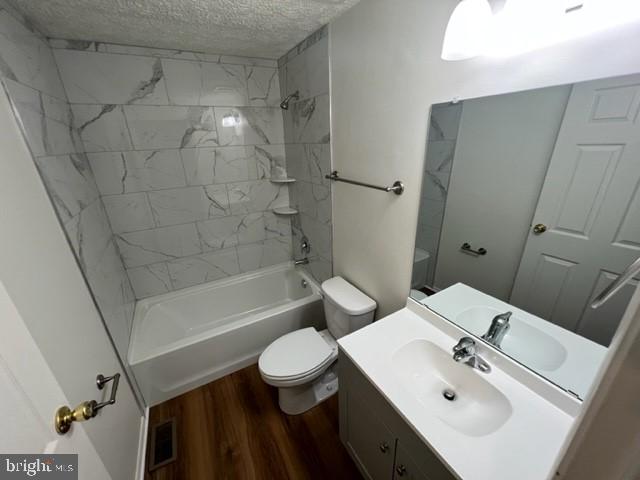 FARMBROOK - Residential Lease