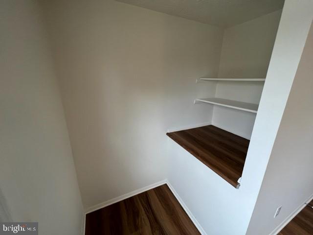 FARMBROOK - Residential Lease