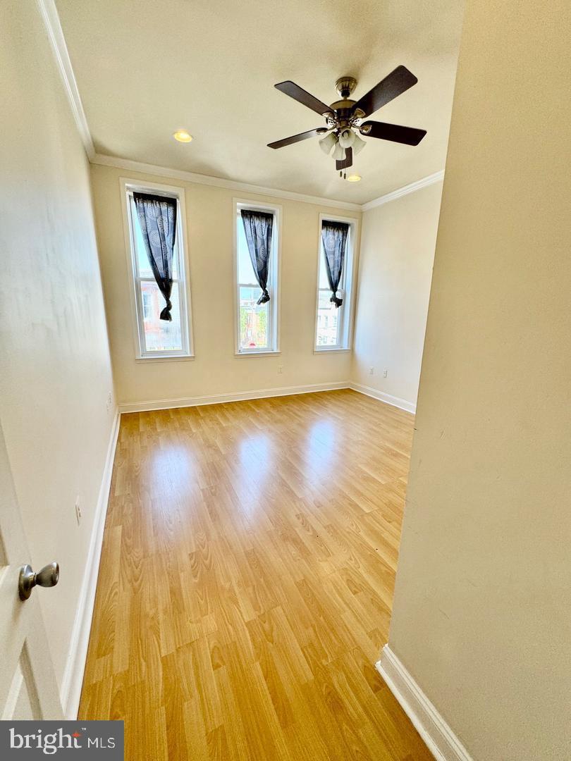RIVERSIDE PARK - Residential Lease