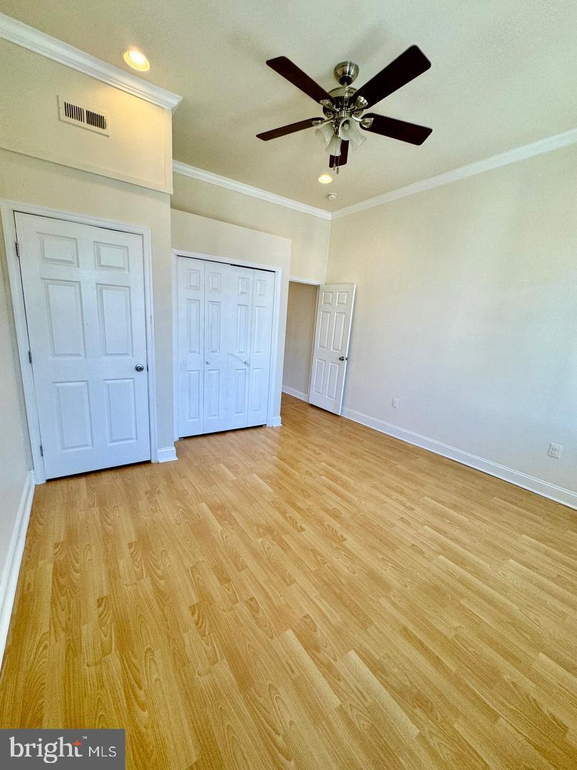 RIVERSIDE PARK - Residential Lease