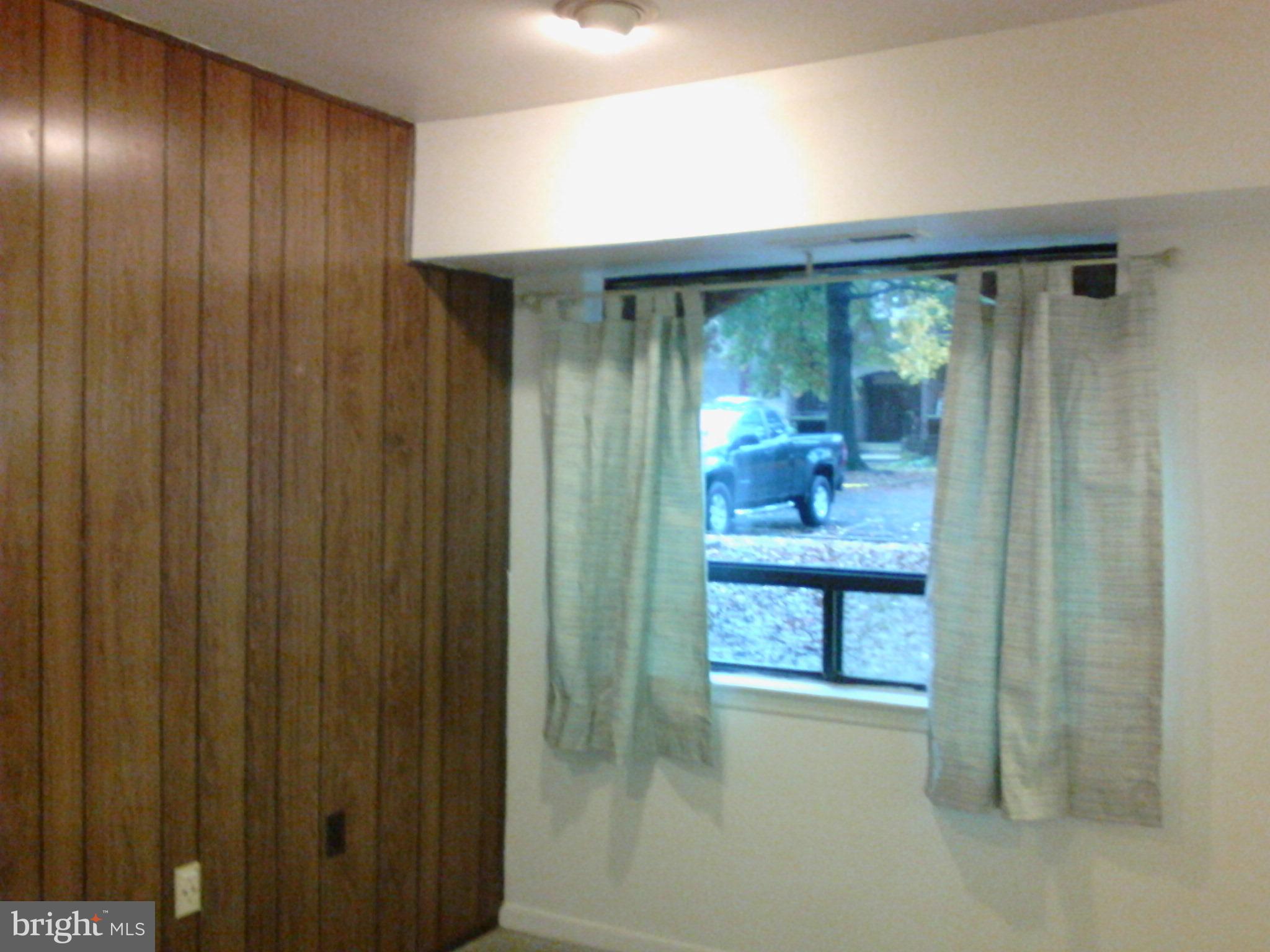 FAIRWINDS ON SEVERN - Residential Lease