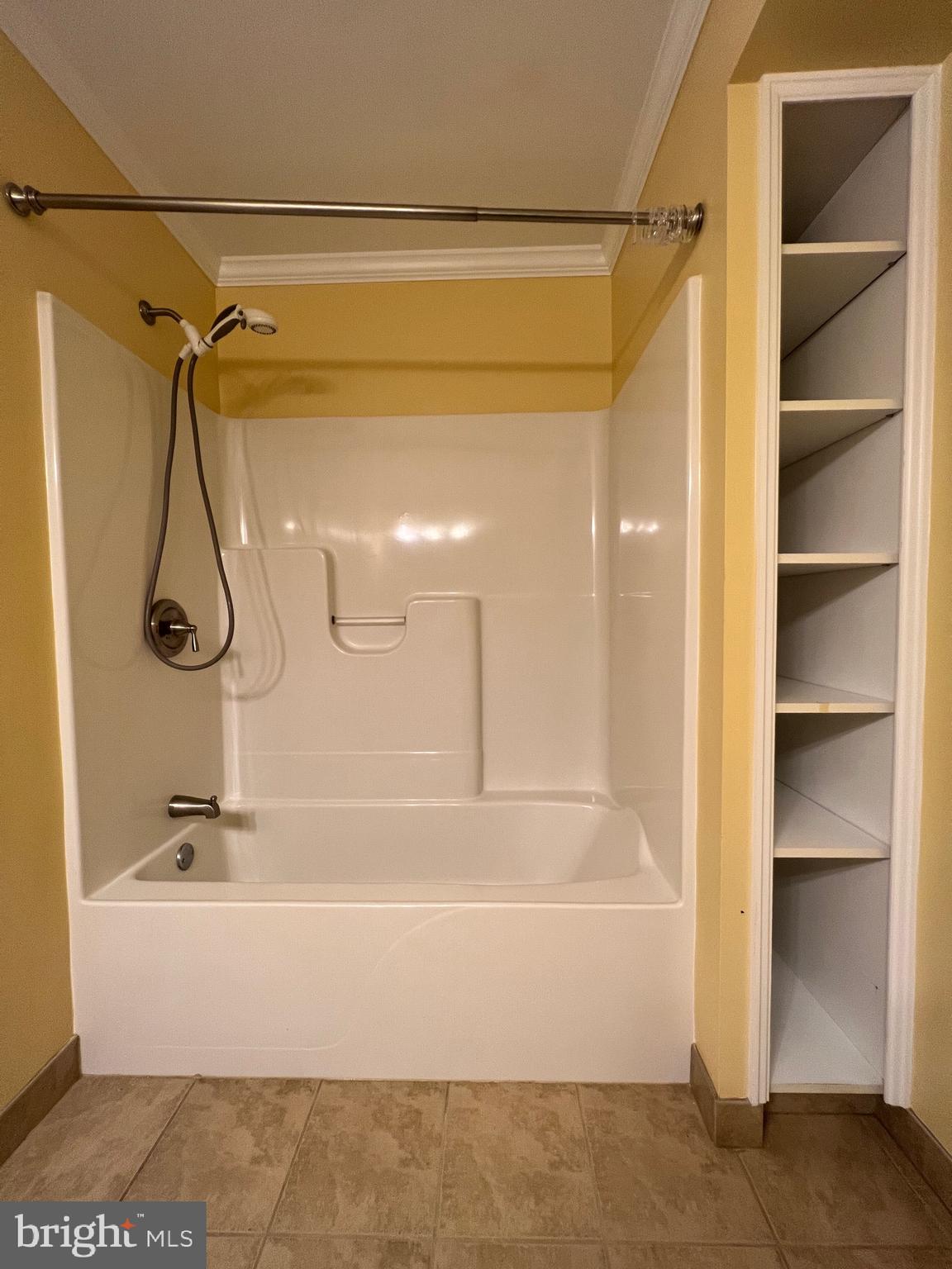 POINTER RIDGE - Residential Lease