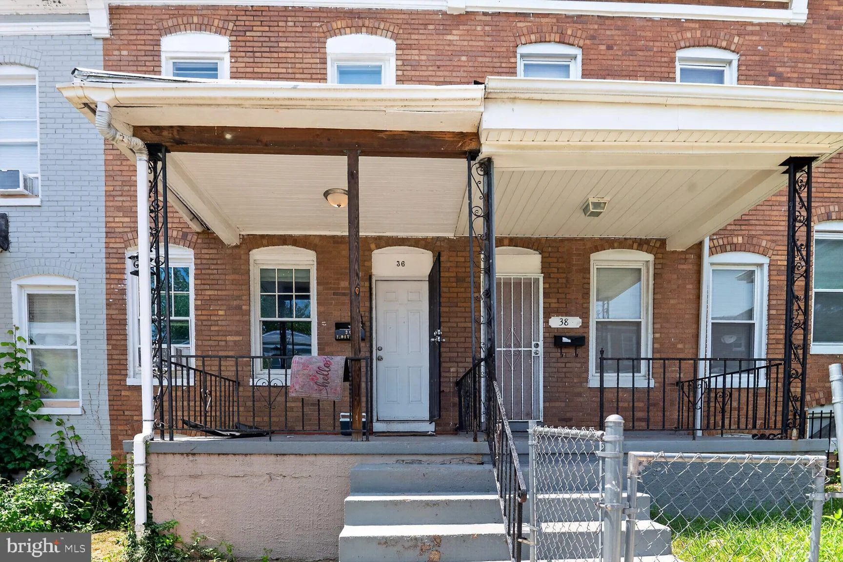 36 N Abington Avenue