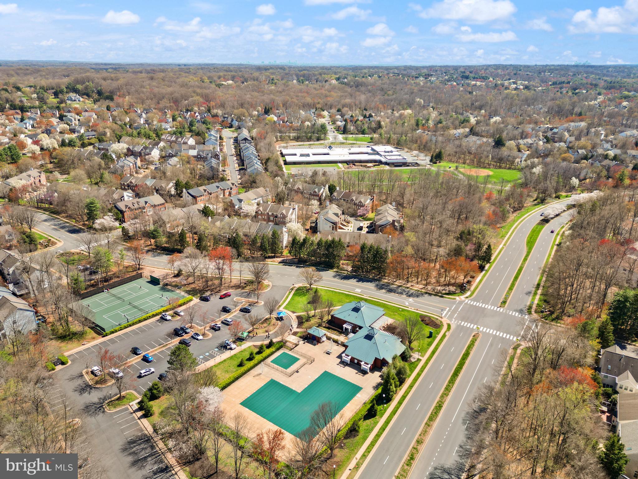 LOWES ISLAND - Residential