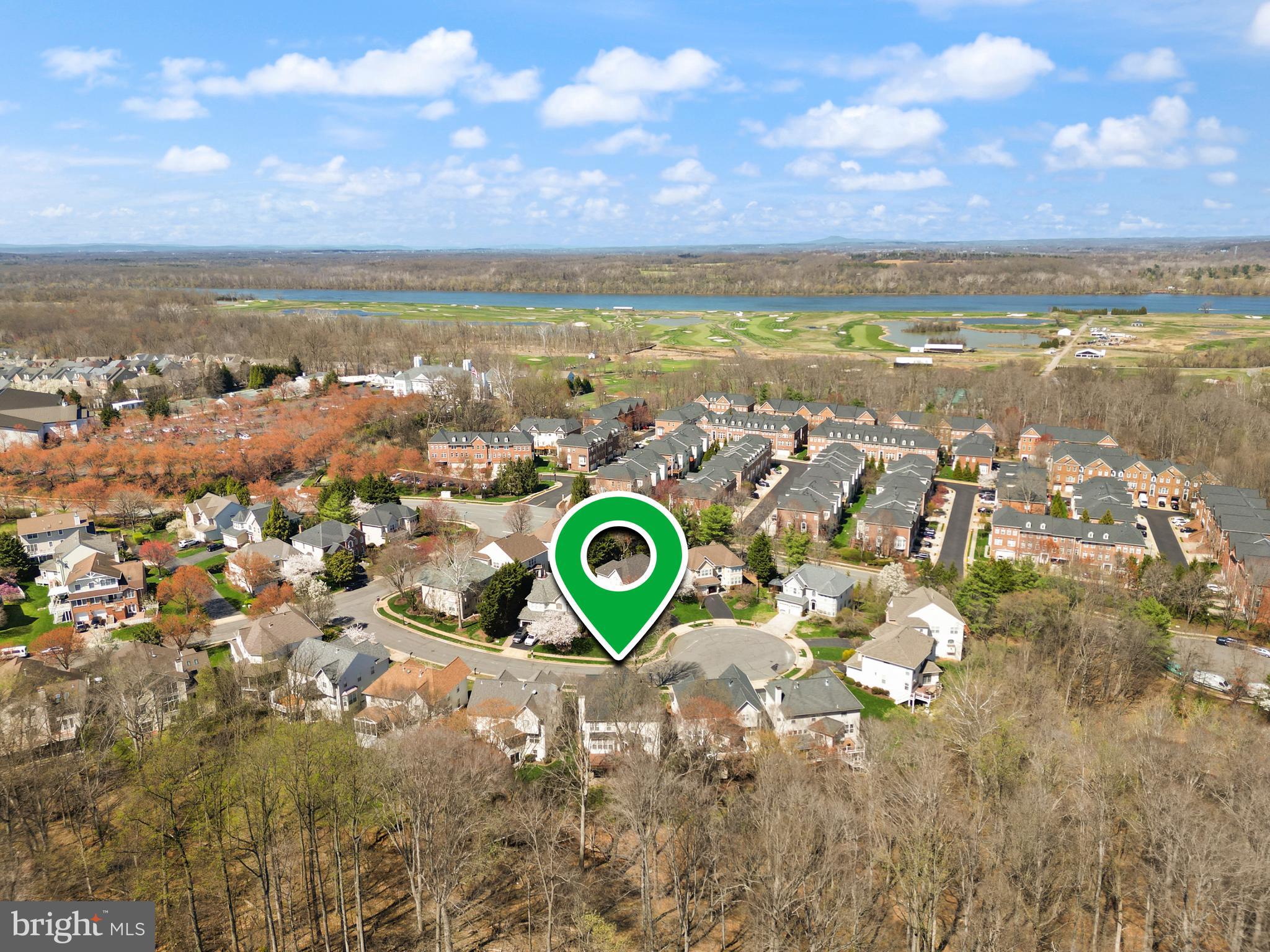 LOWES ISLAND - Residential