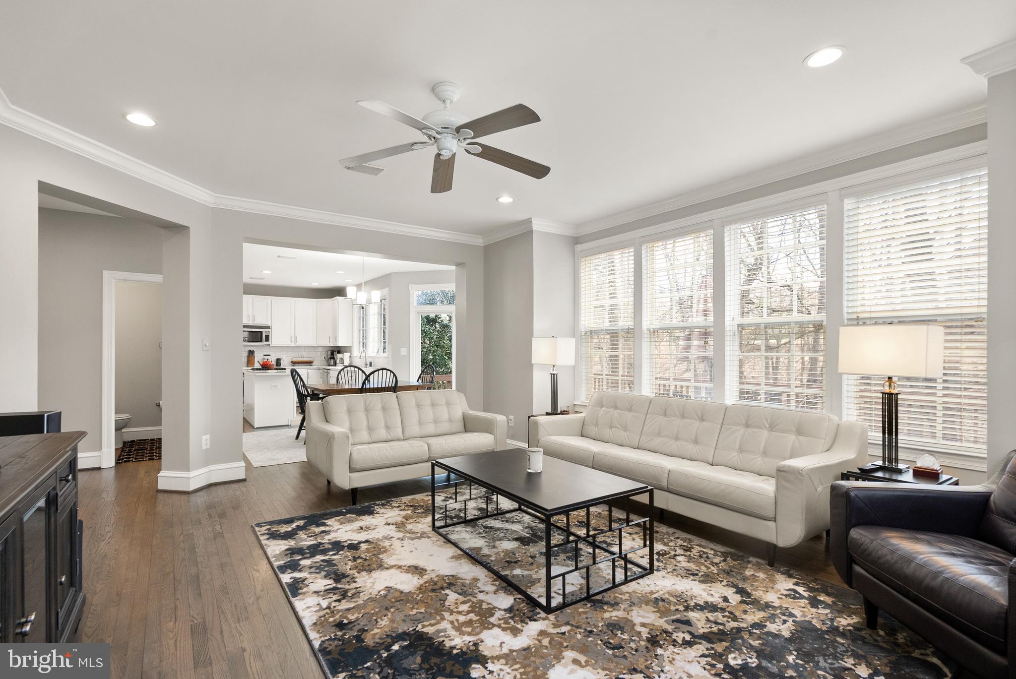 LOWES ISLAND - Residential