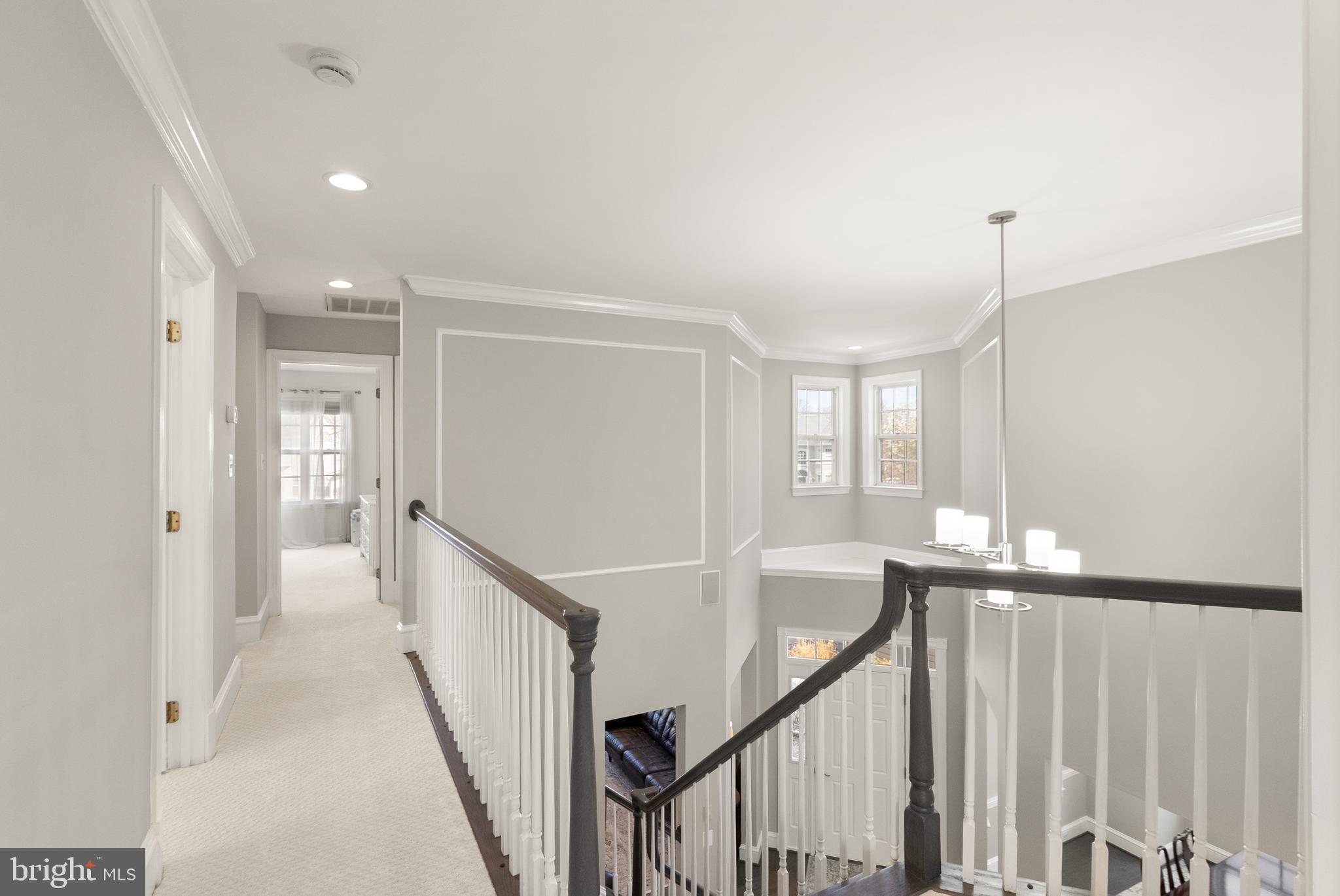 LOWES ISLAND - Residential