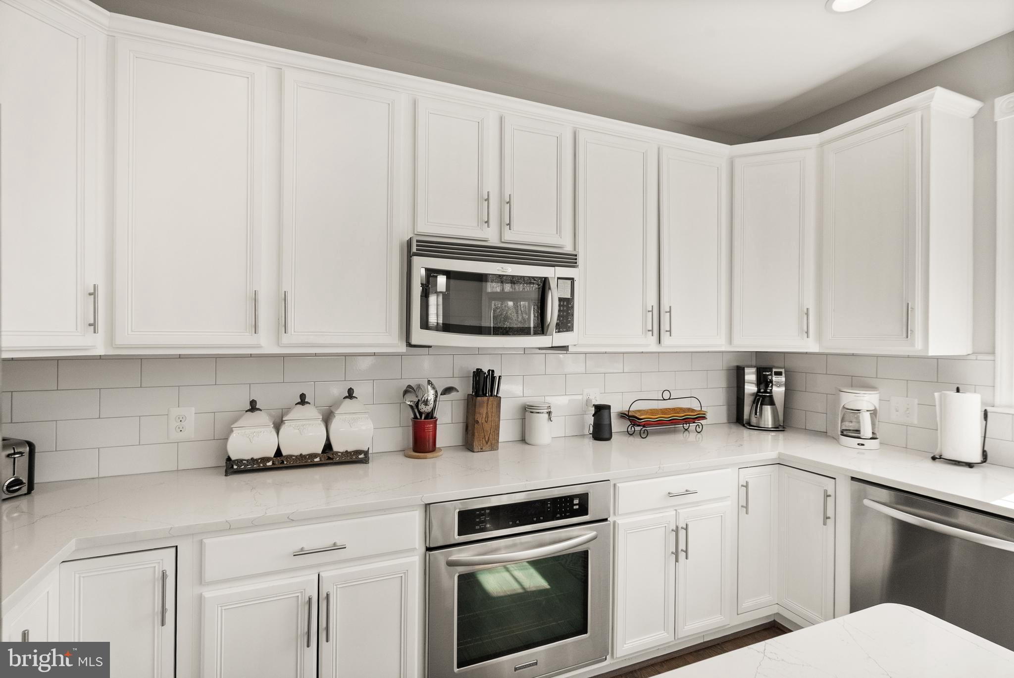 LOWES ISLAND - Residential