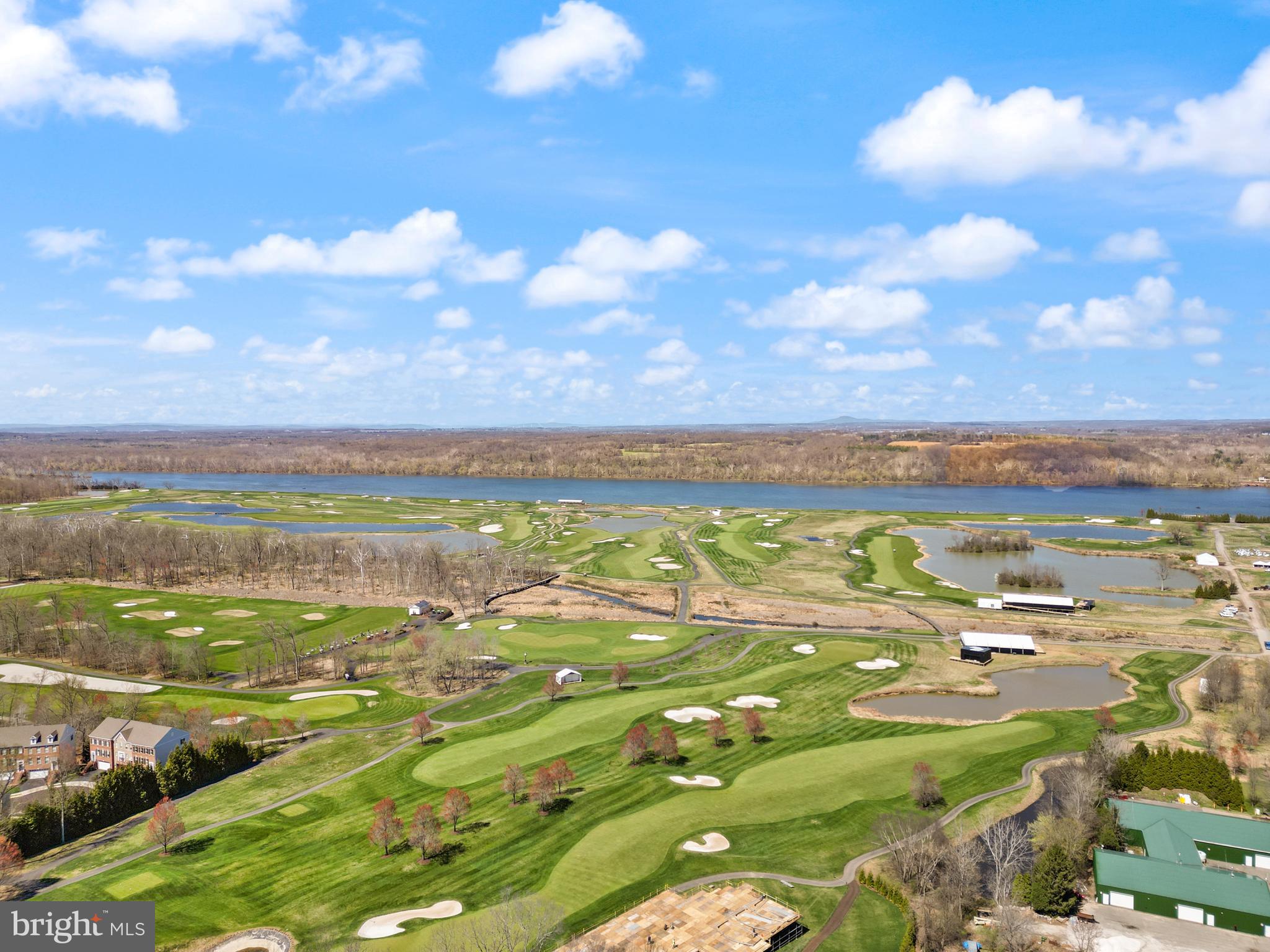 LOWES ISLAND - Residential
