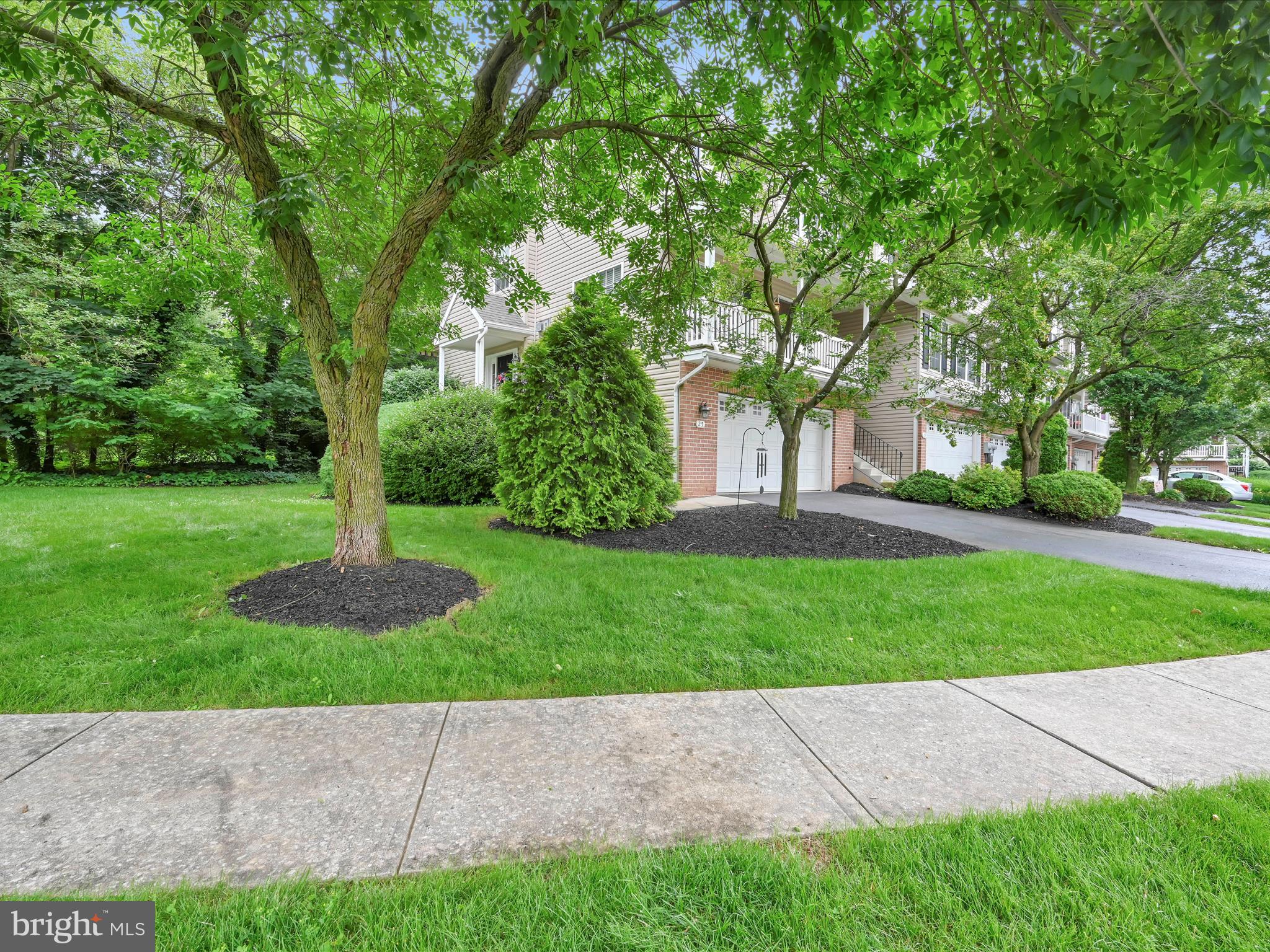 25 PARKSIDE DRIVE 29