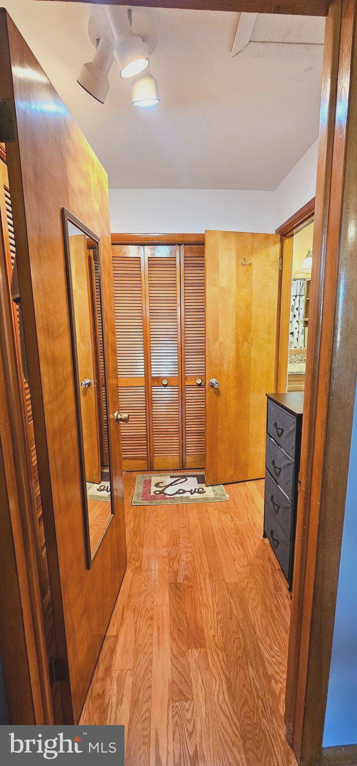 MOUNTAIN VIEW ESTATES - Residential