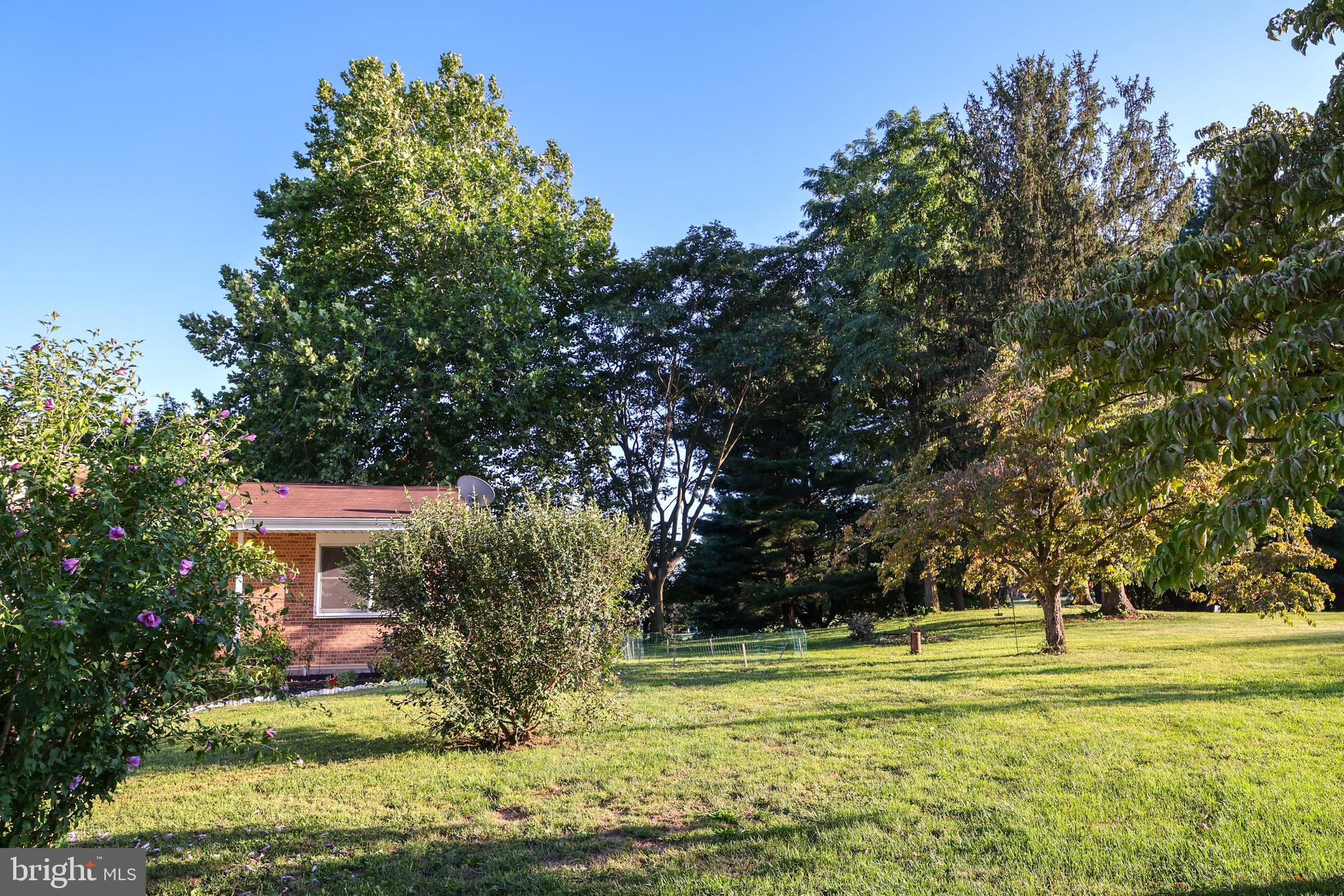 MOUNTAIN VIEW ESTATES - Residential