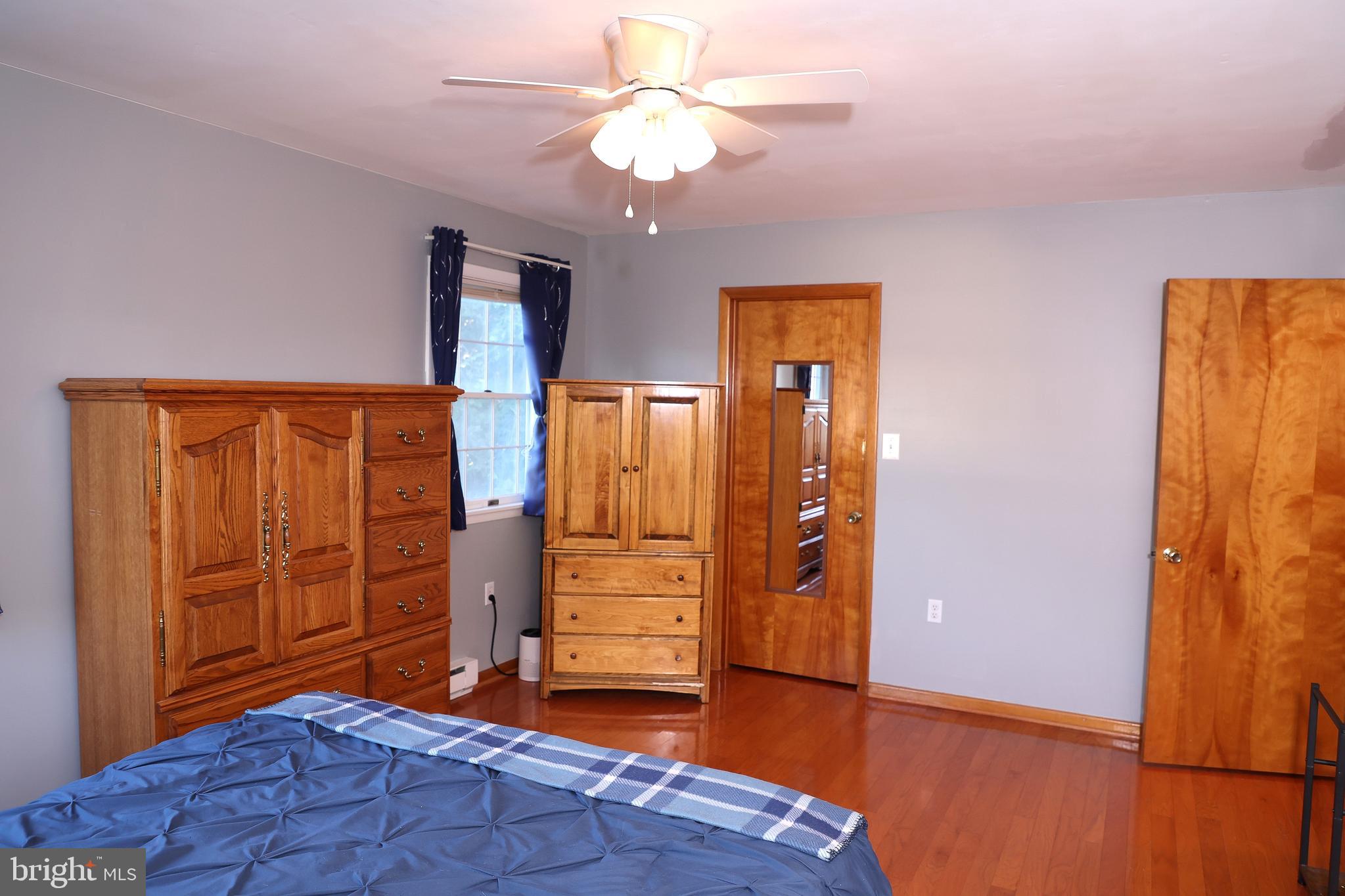 MOUNTAIN VIEW ESTATES - Residential