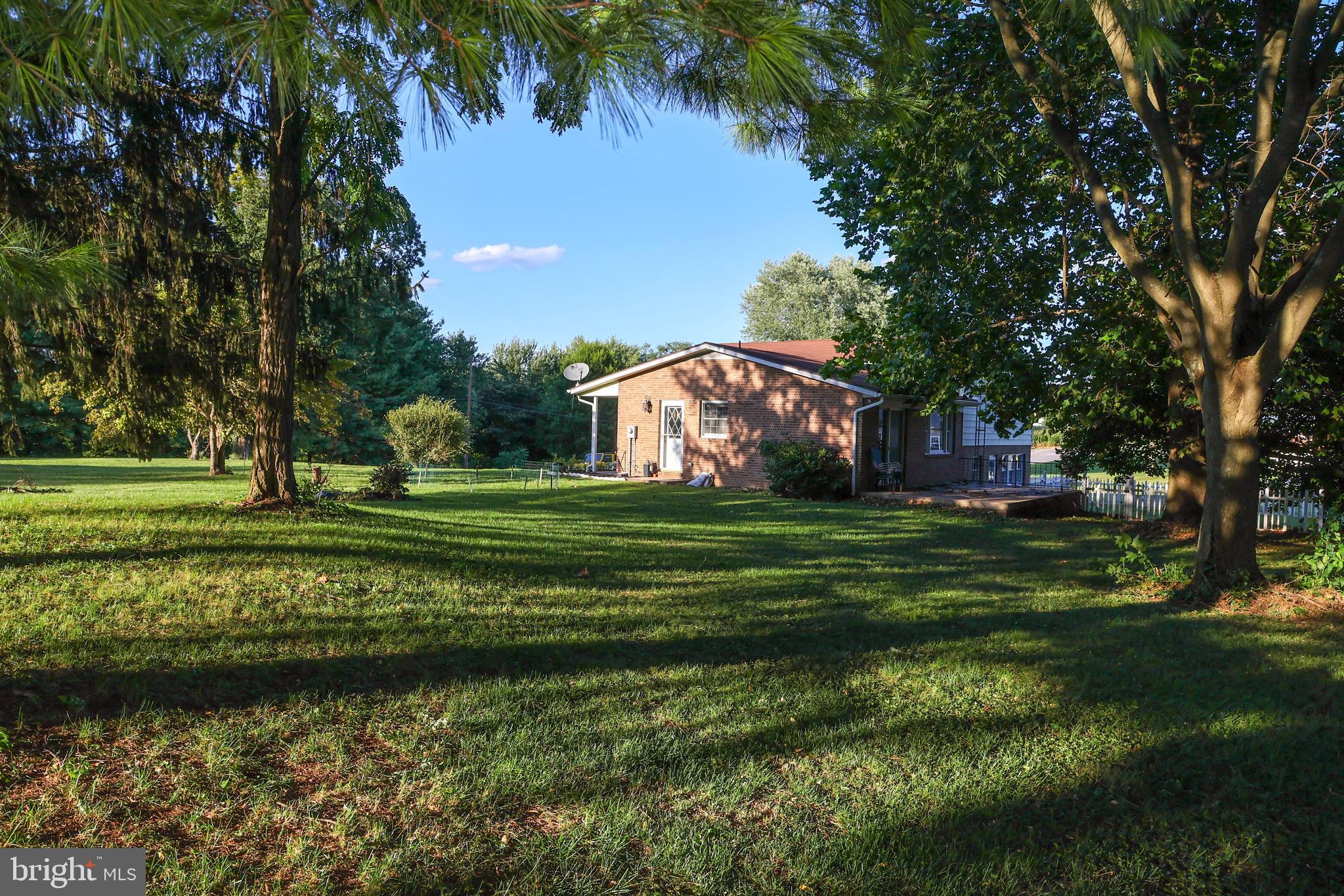 MOUNTAIN VIEW ESTATES - Residential